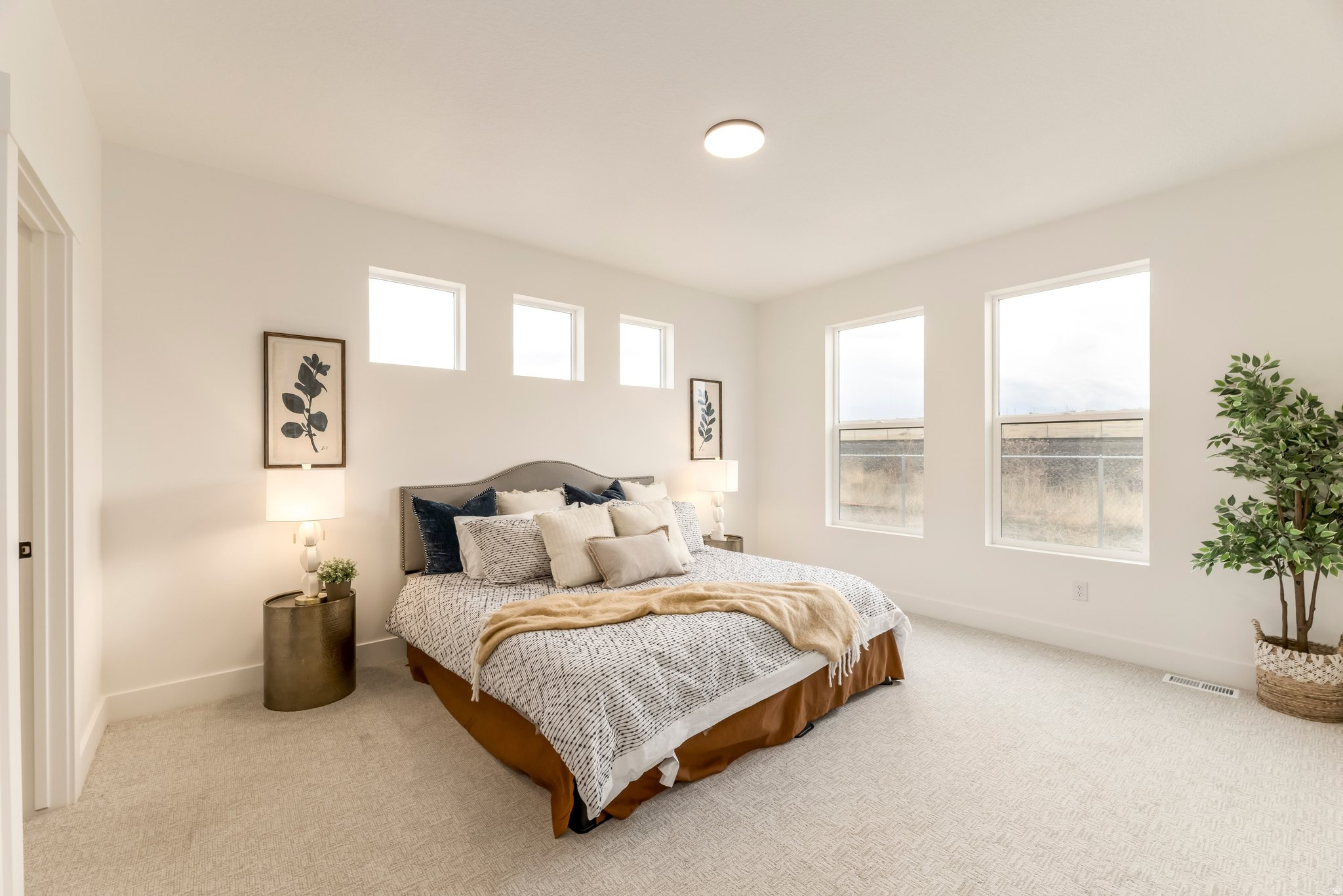 WESTON FIELD - Residential
