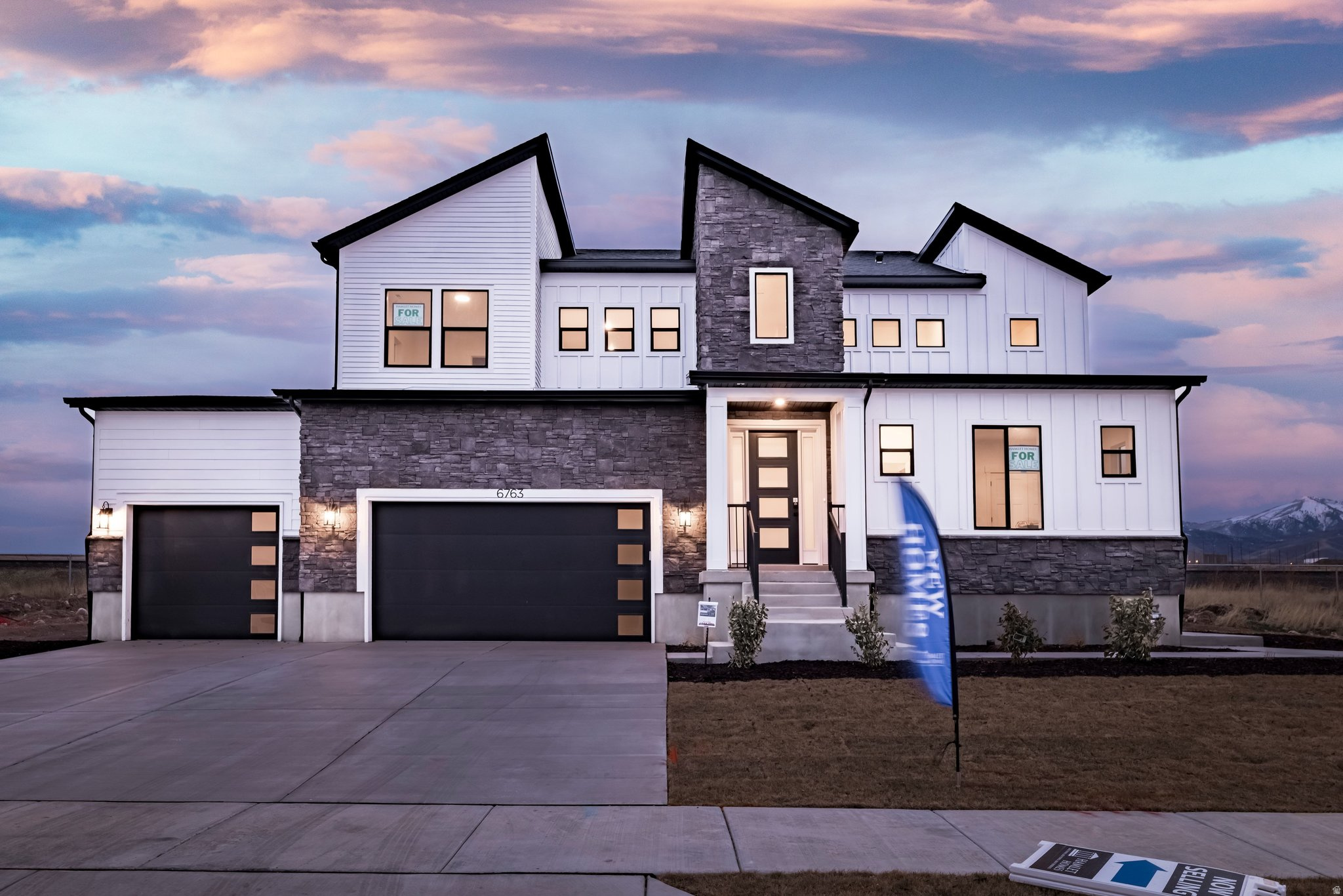 WESTON FIELD - Residential