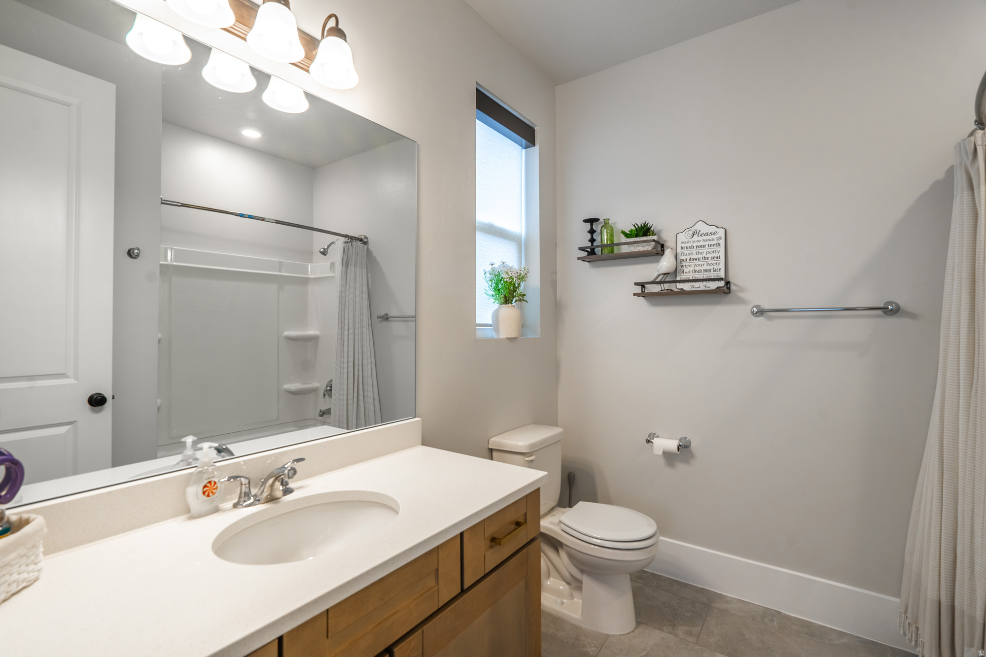 AUBURN HILLS - Residential