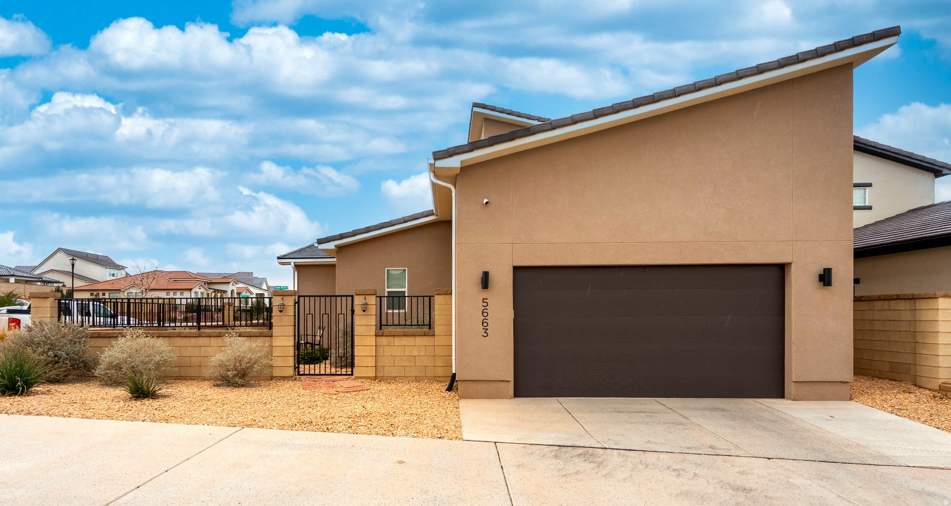 AUBURN HILLS - Residential