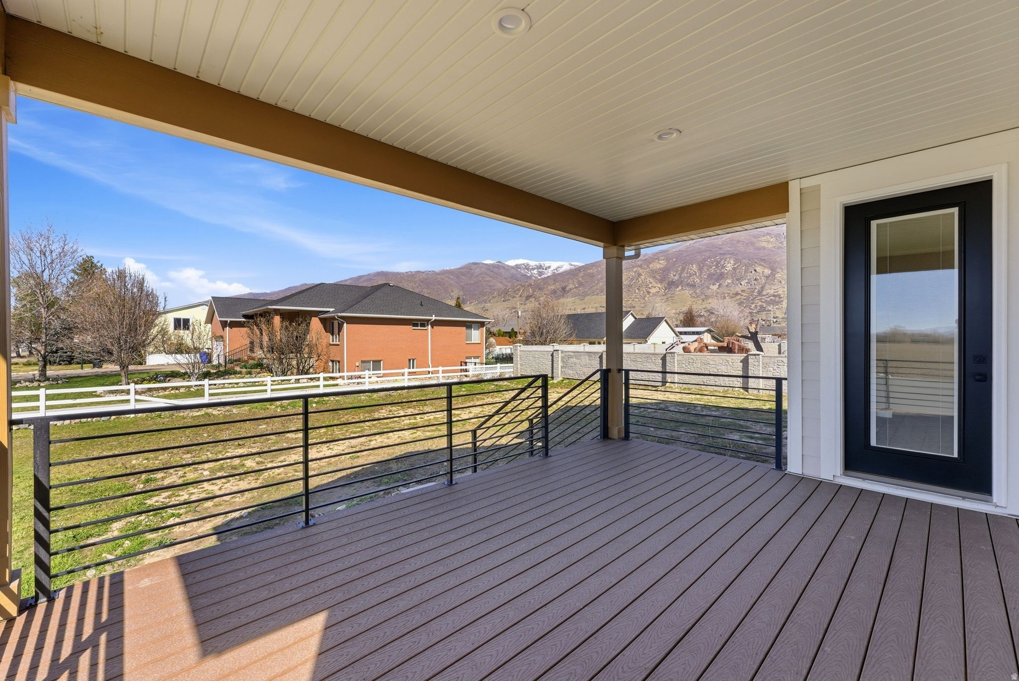 COTTLE LANE - Residential