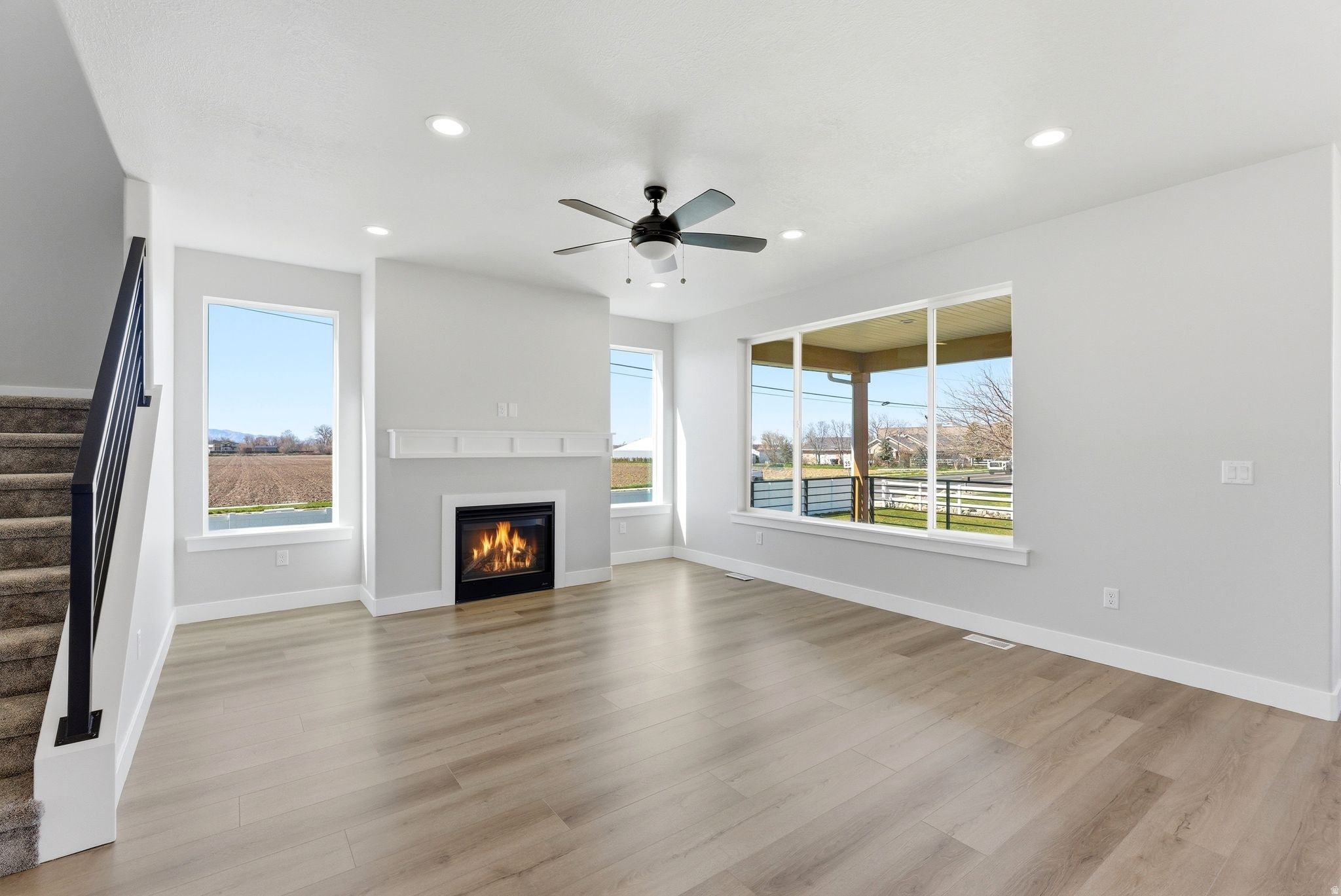 COTTLE LANE - Residential
