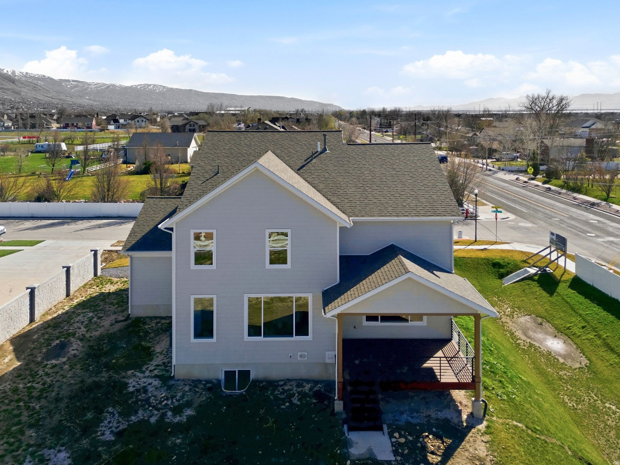 COTTLE LANE - Residential