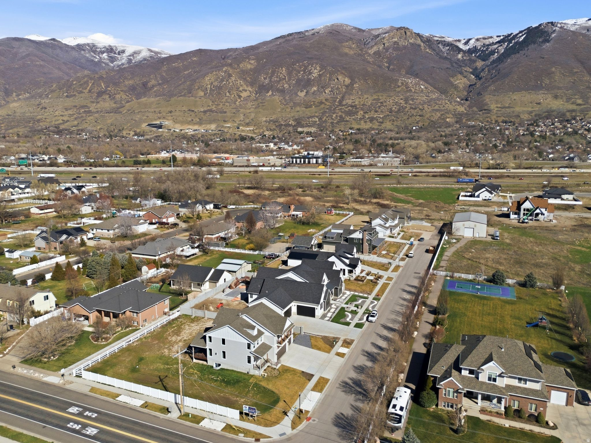 COTTLE LANE - Residential