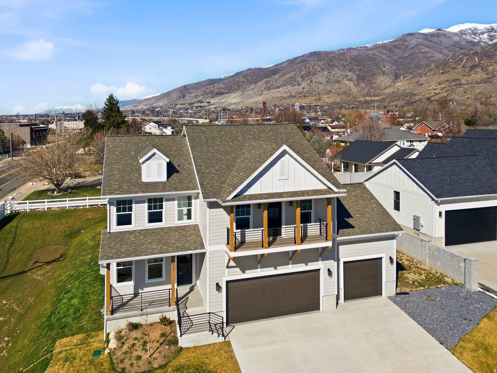 COTTLE LANE - Residential