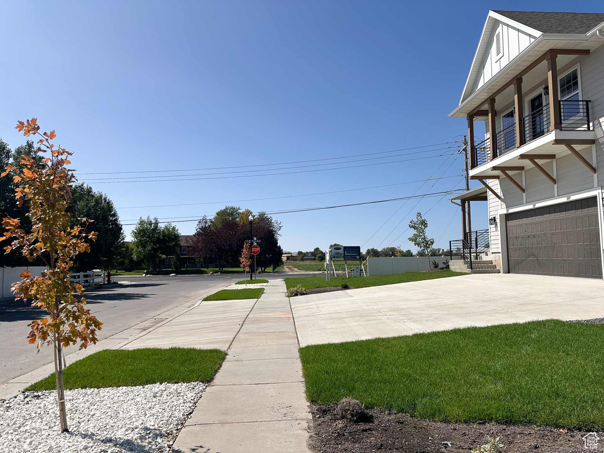COTTLE LANE - Residential
