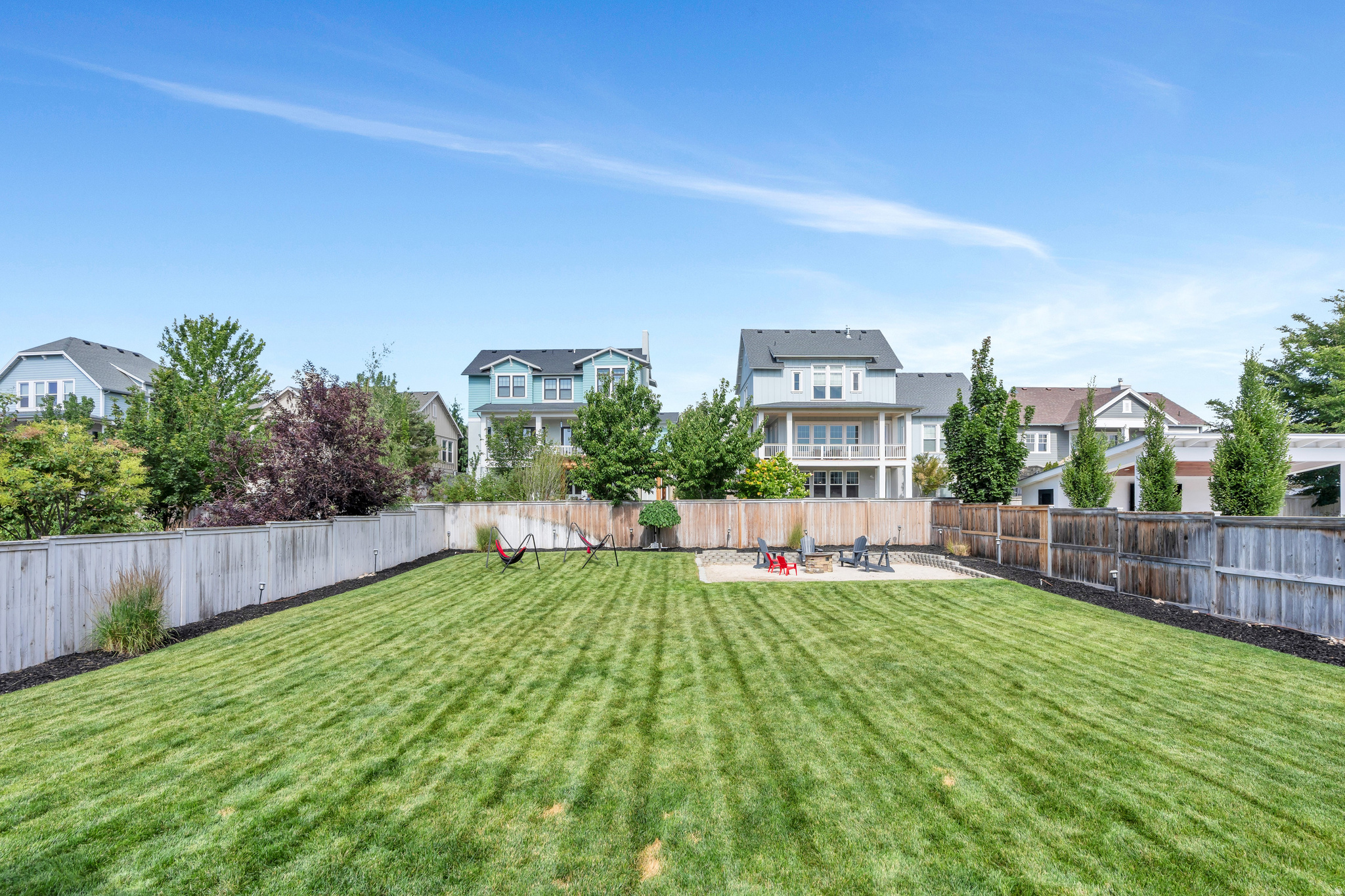 DAYBREAK - Residential