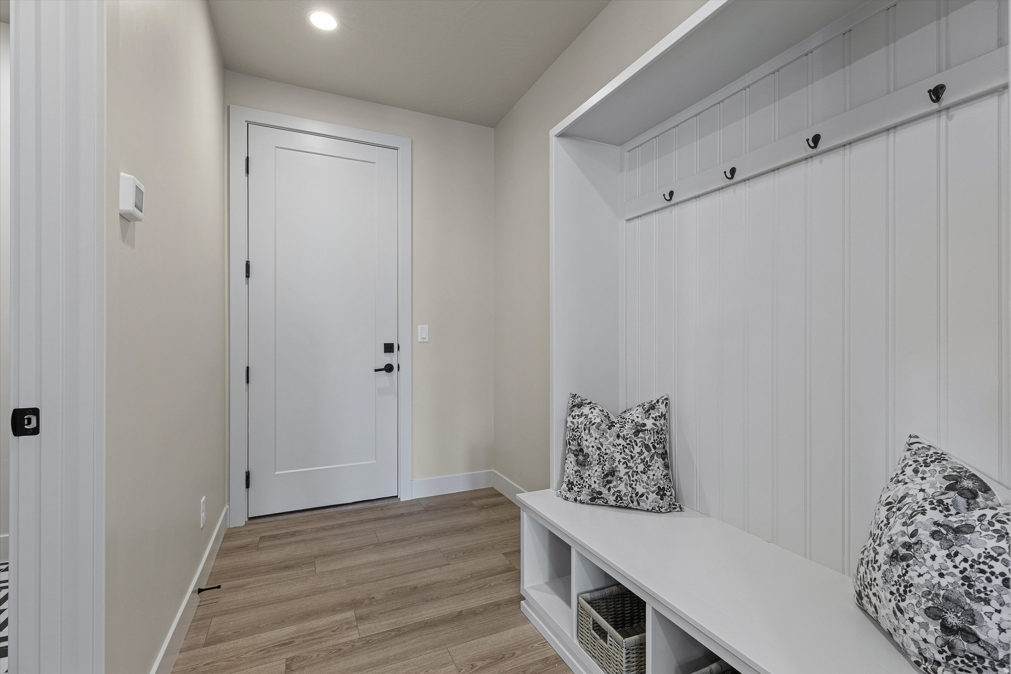 FALCON RIDGE - Residential