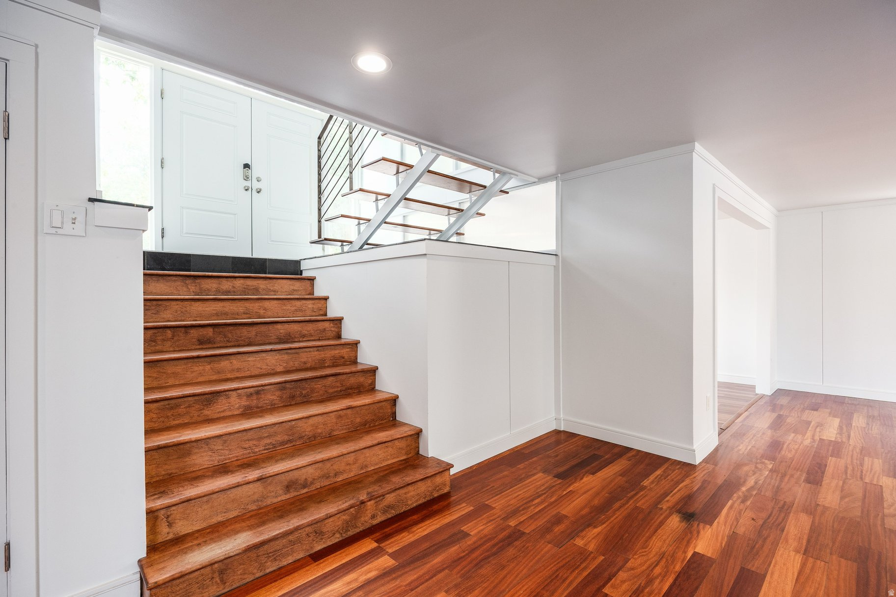 INDIAN HILLS - Residential