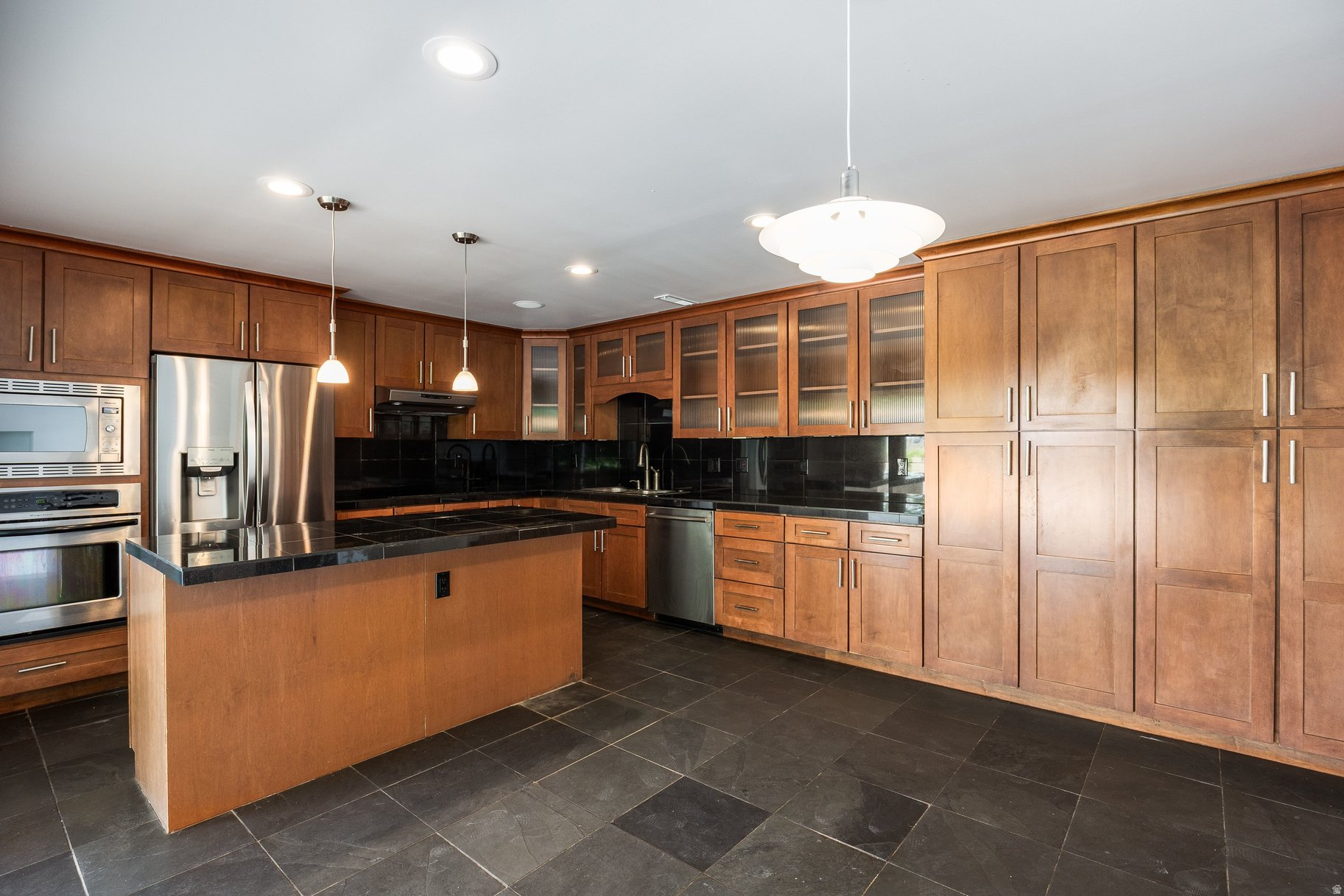 INDIAN HILLS - Residential