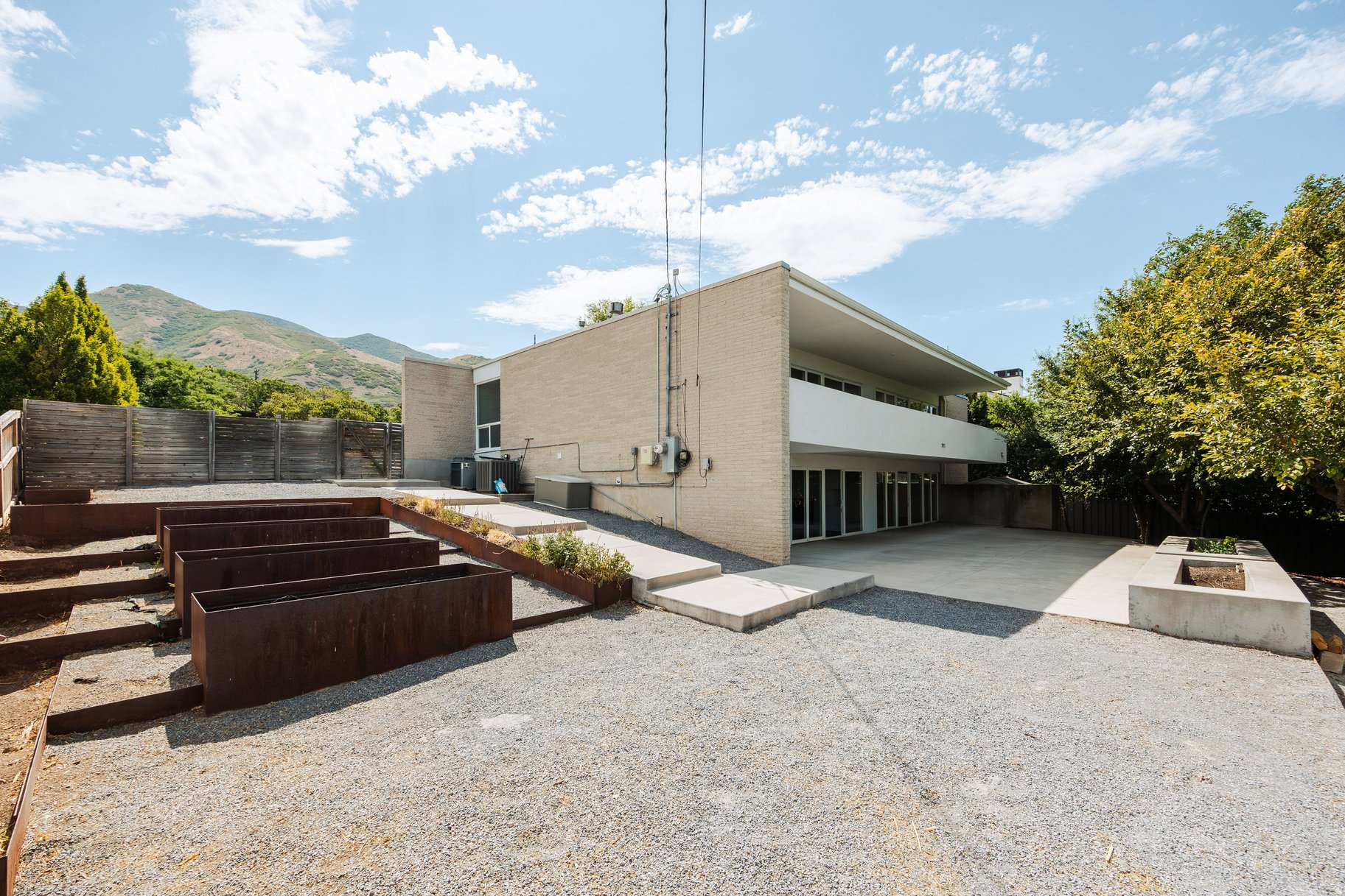 INDIAN HILLS - Residential