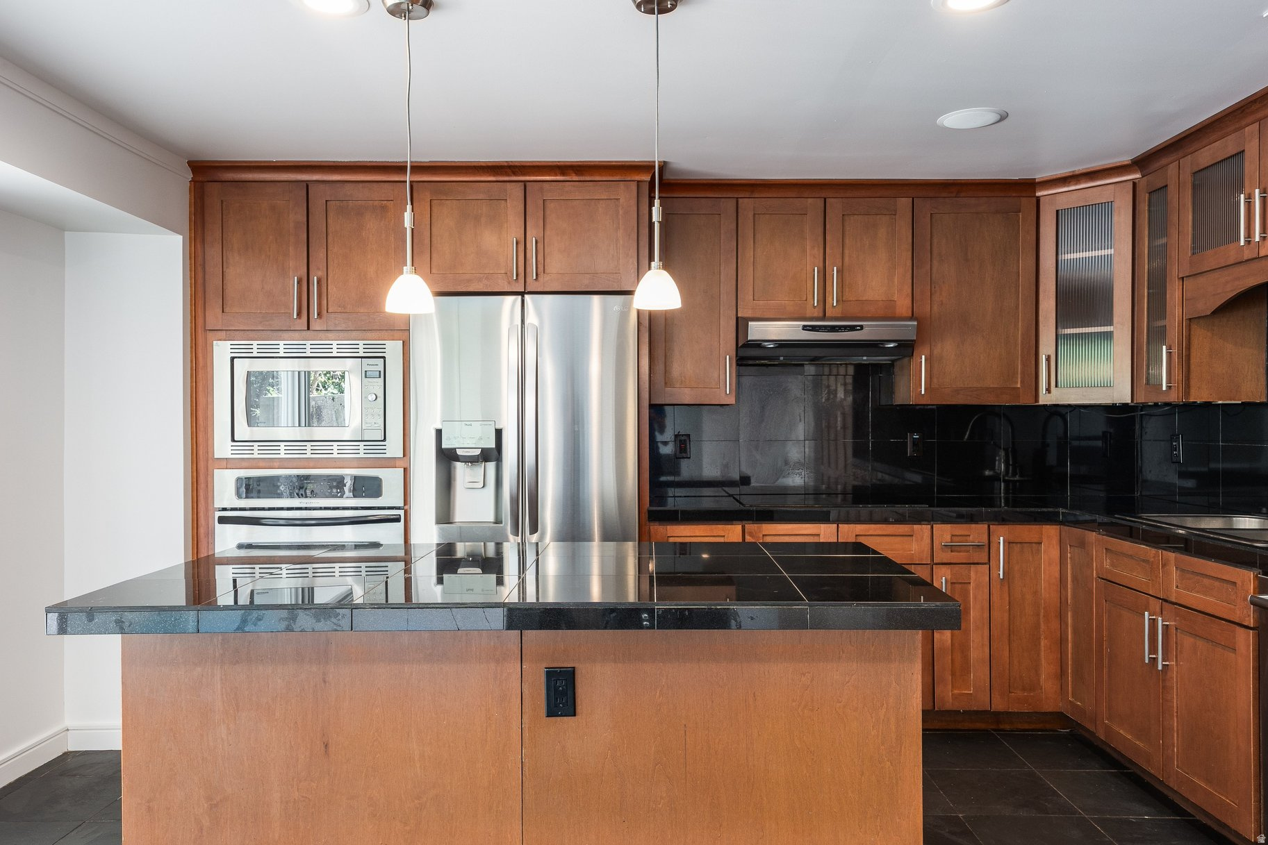 INDIAN HILLS - Residential
