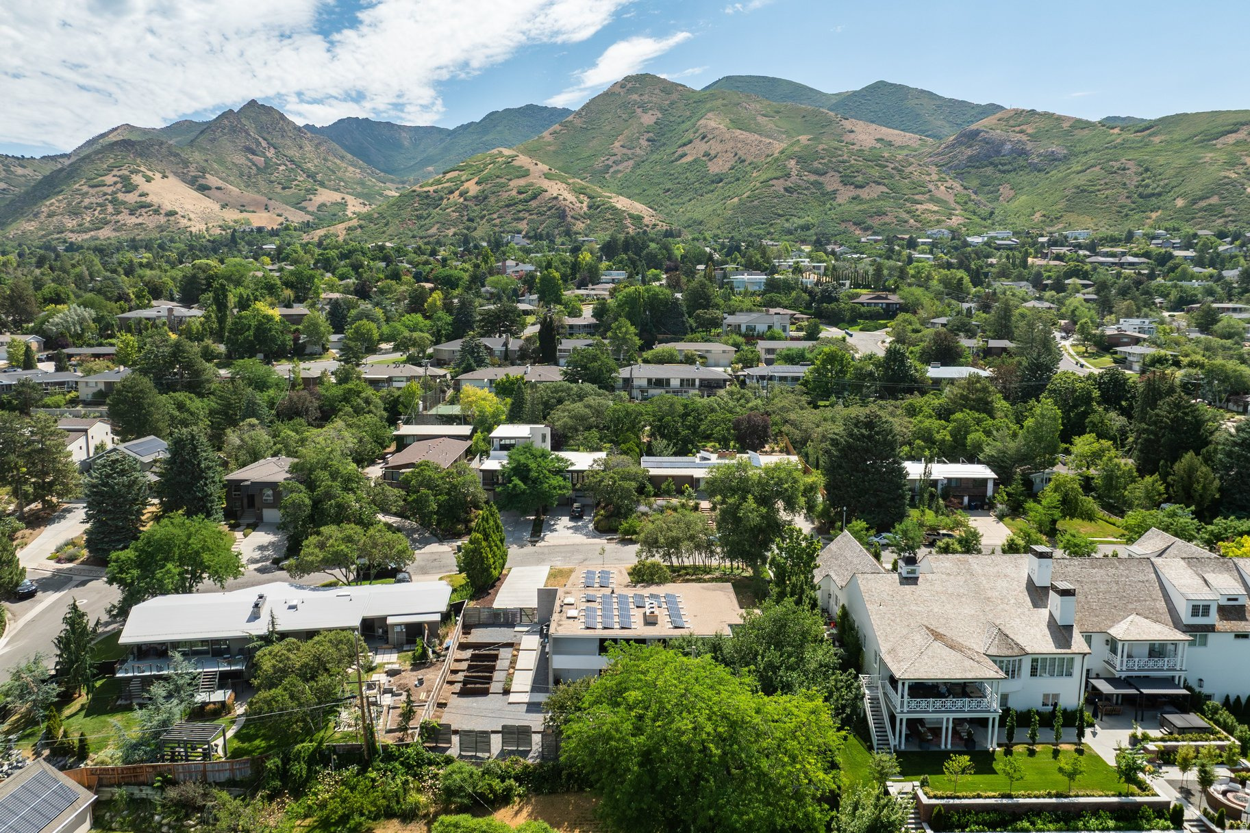 INDIAN HILLS - Residential