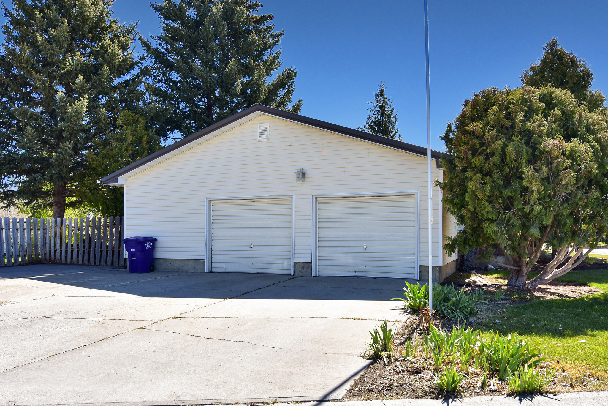 TOWNSITE OF DOWNEY - Residential