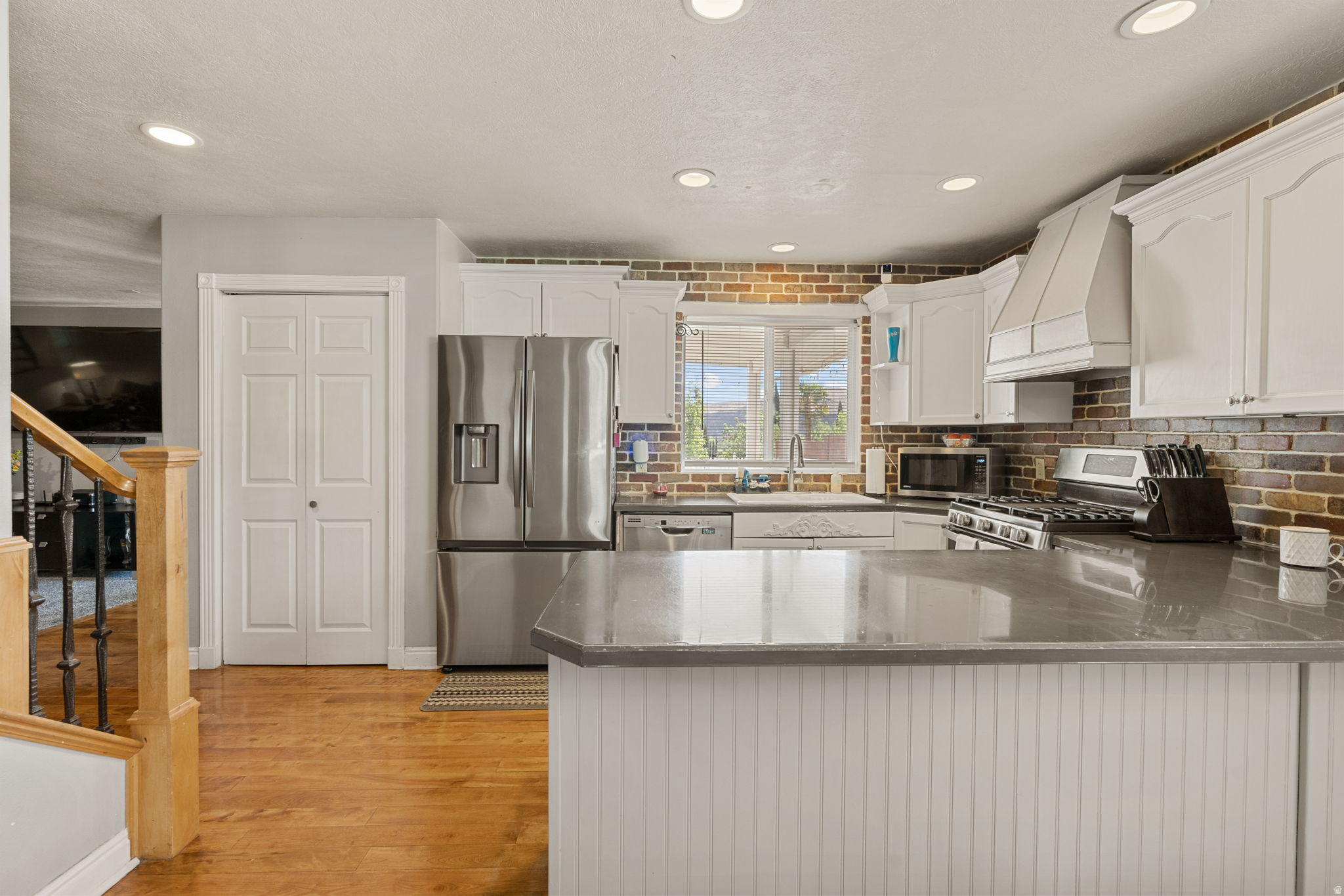 SAGE POINTE 2 - Residential