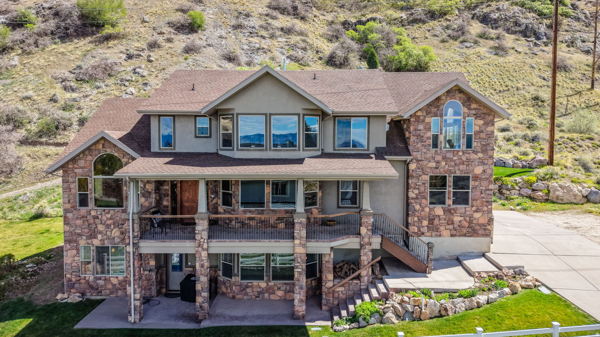 OAK TERRACE - Residential