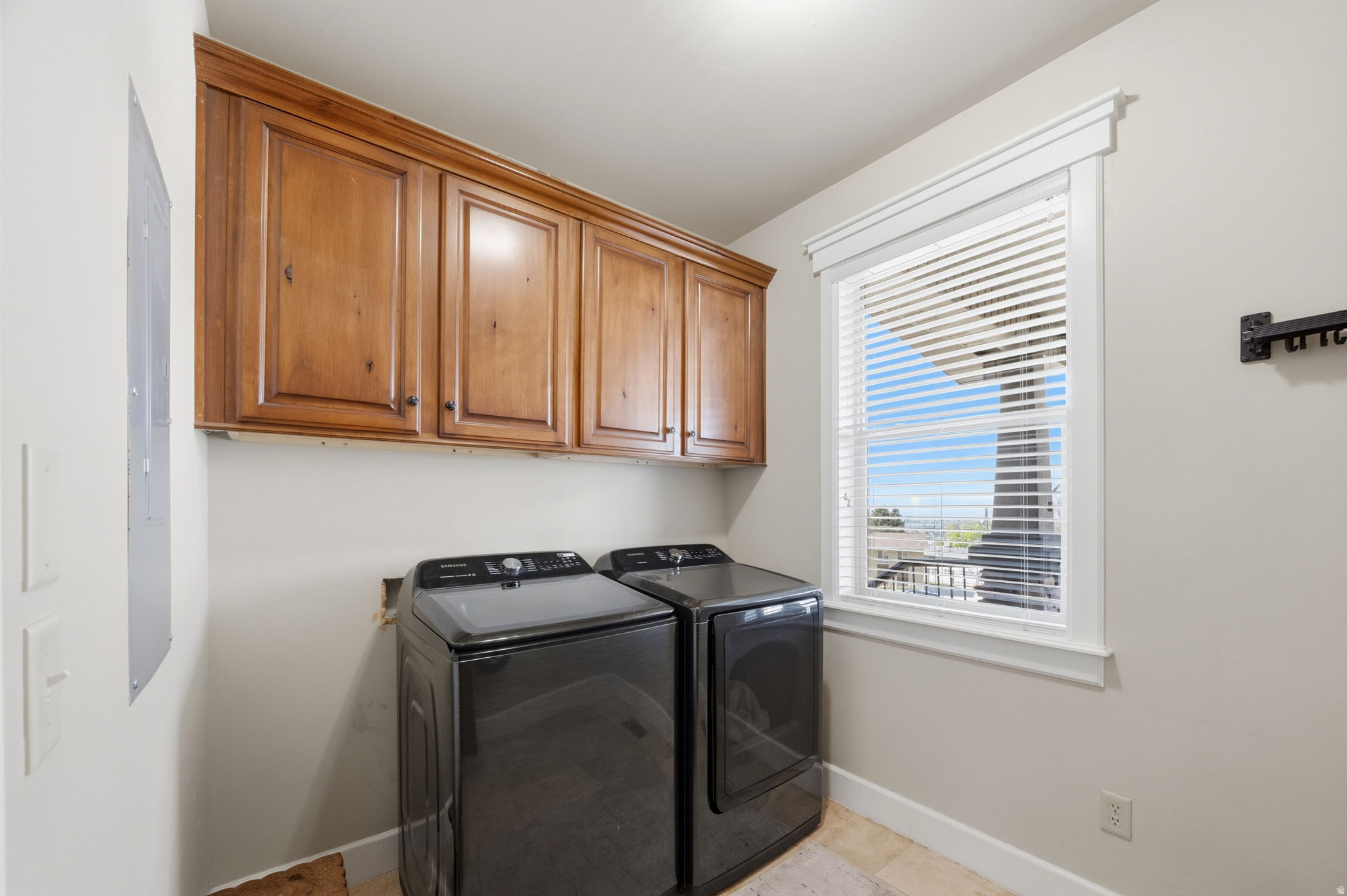 OAK TERRACE - Residential