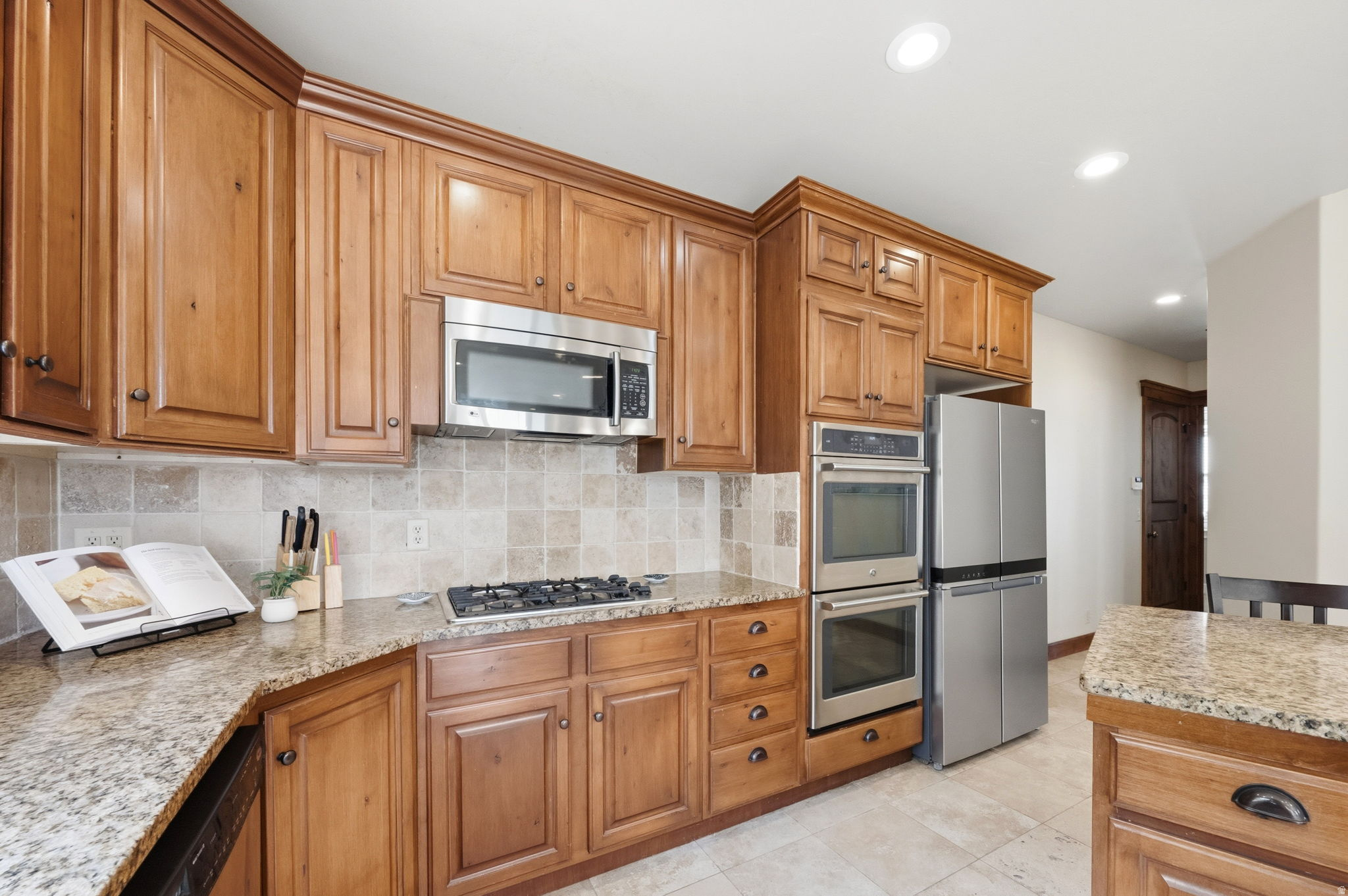 OAK TERRACE - Residential