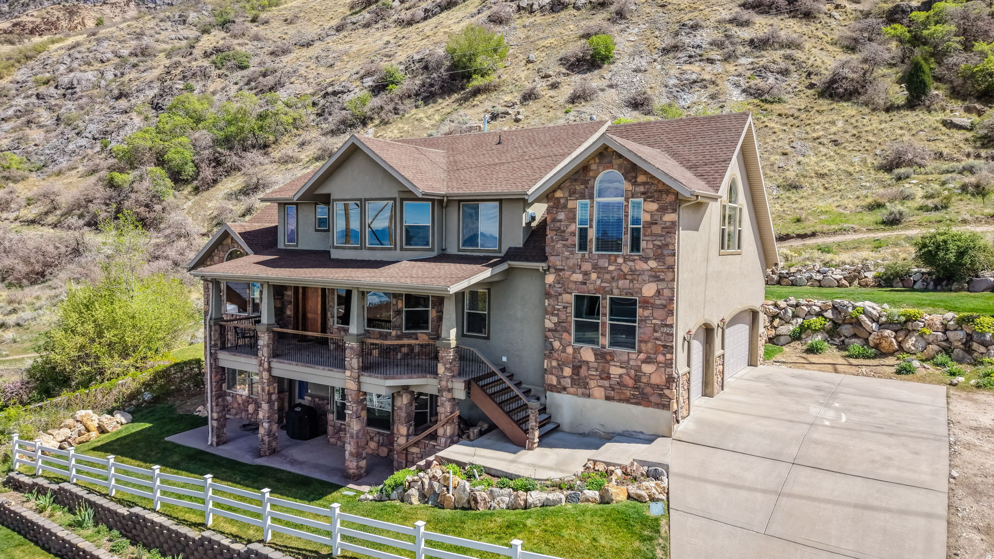 OAK TERRACE - Residential