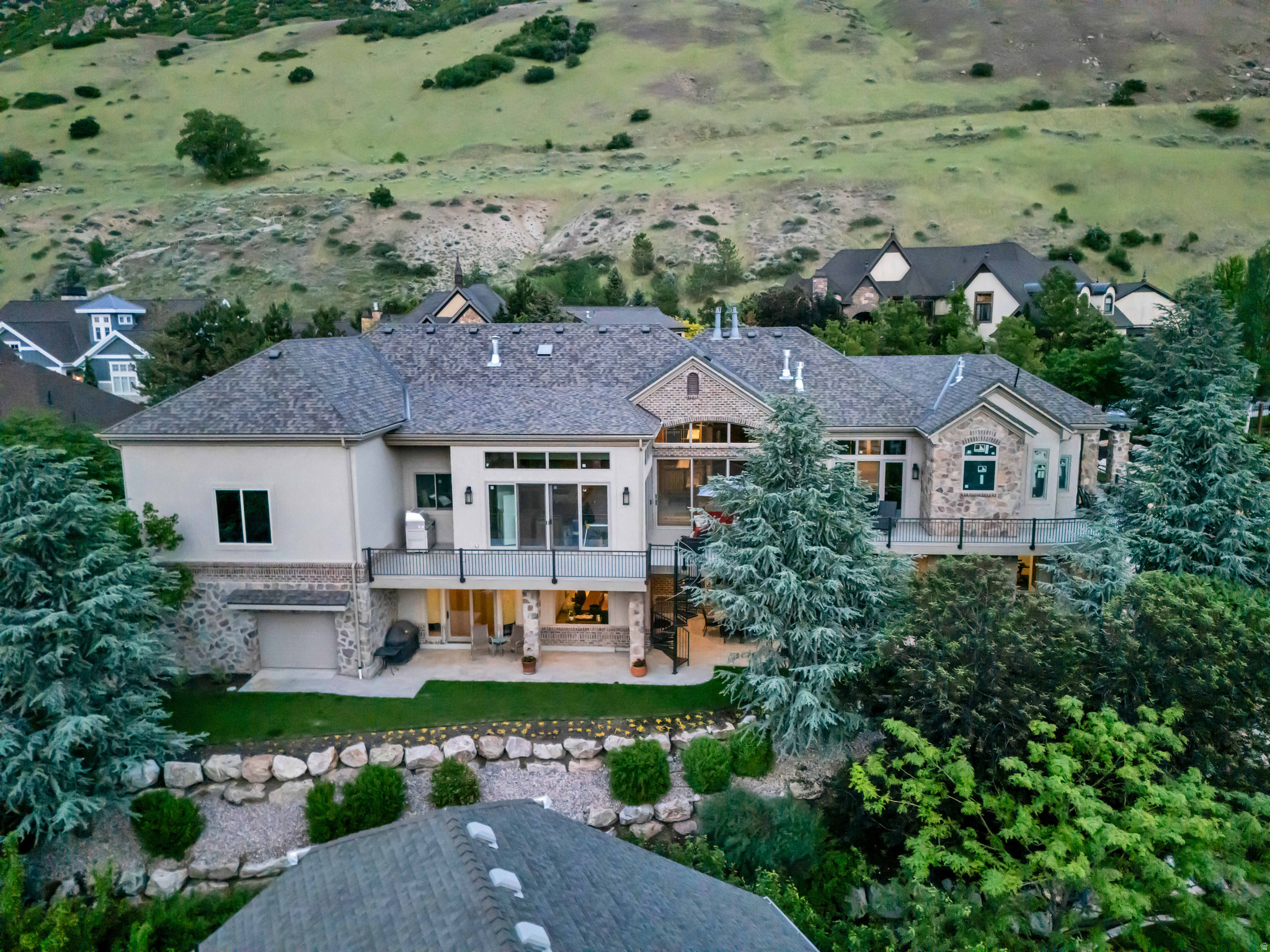 HICKORY RIDGE - Residential