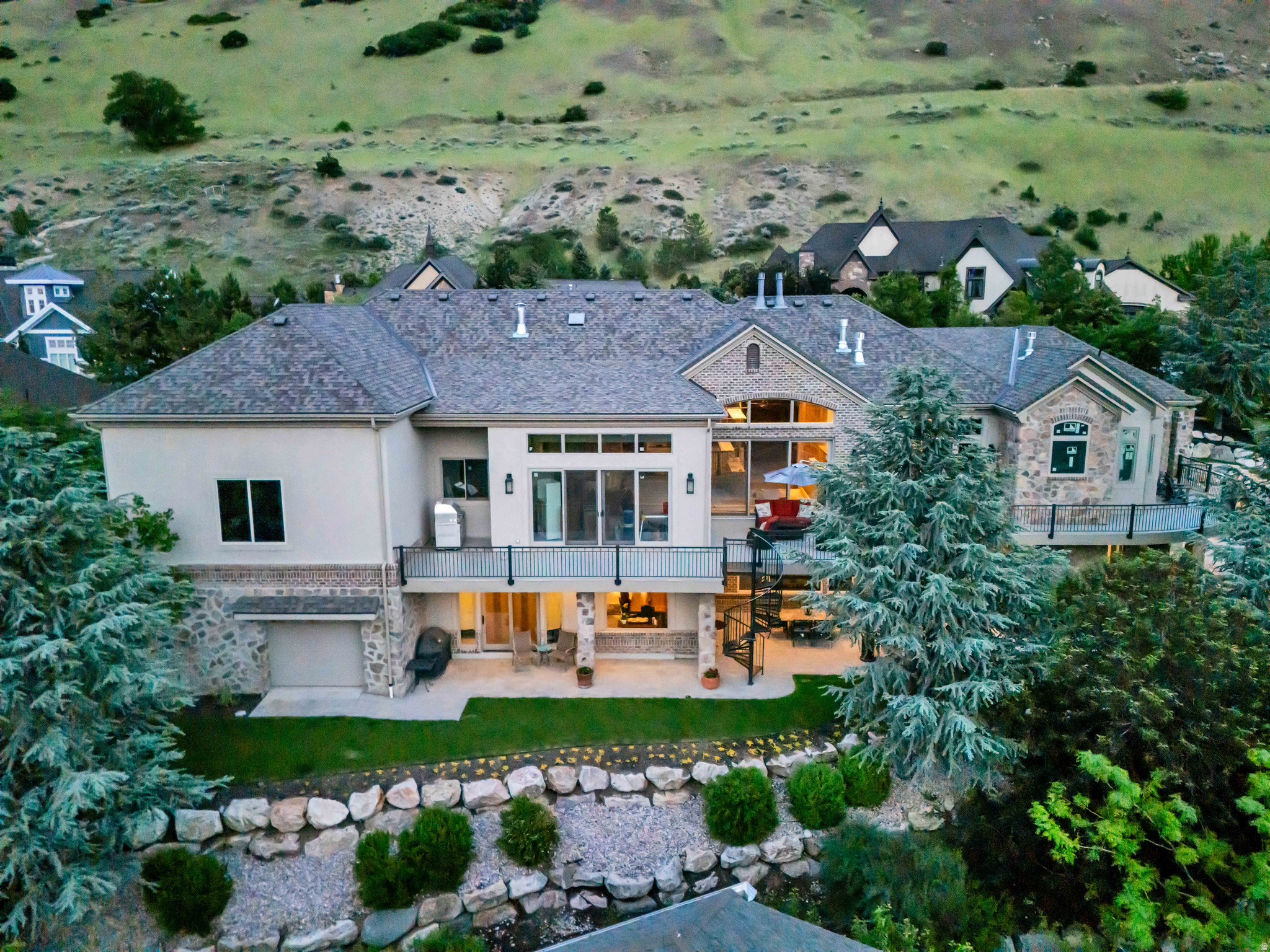 HICKORY RIDGE - Residential