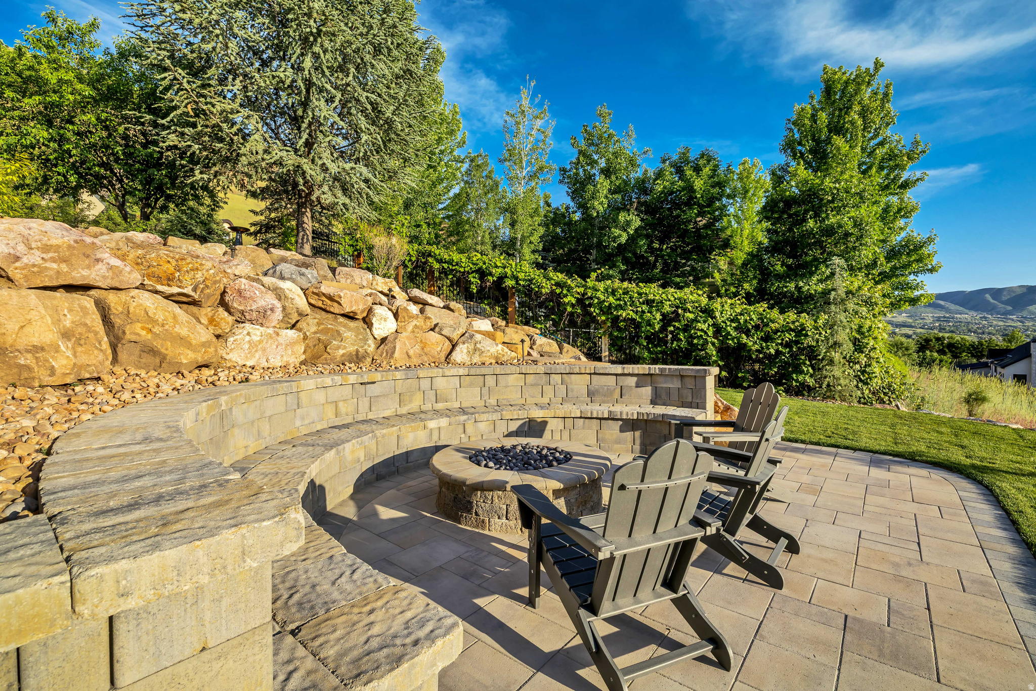 HICKORY RIDGE - Residential