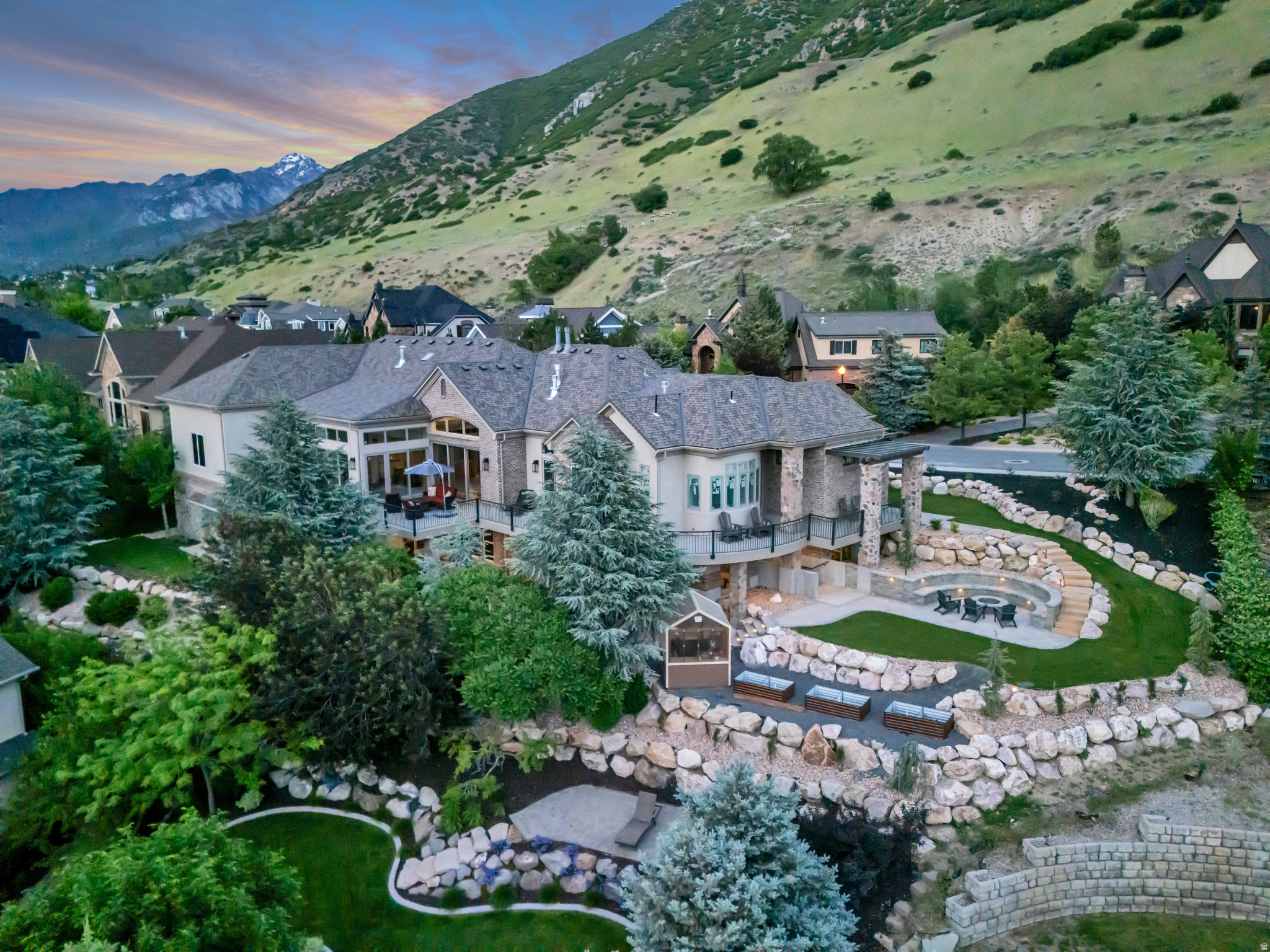 HICKORY RIDGE - Residential