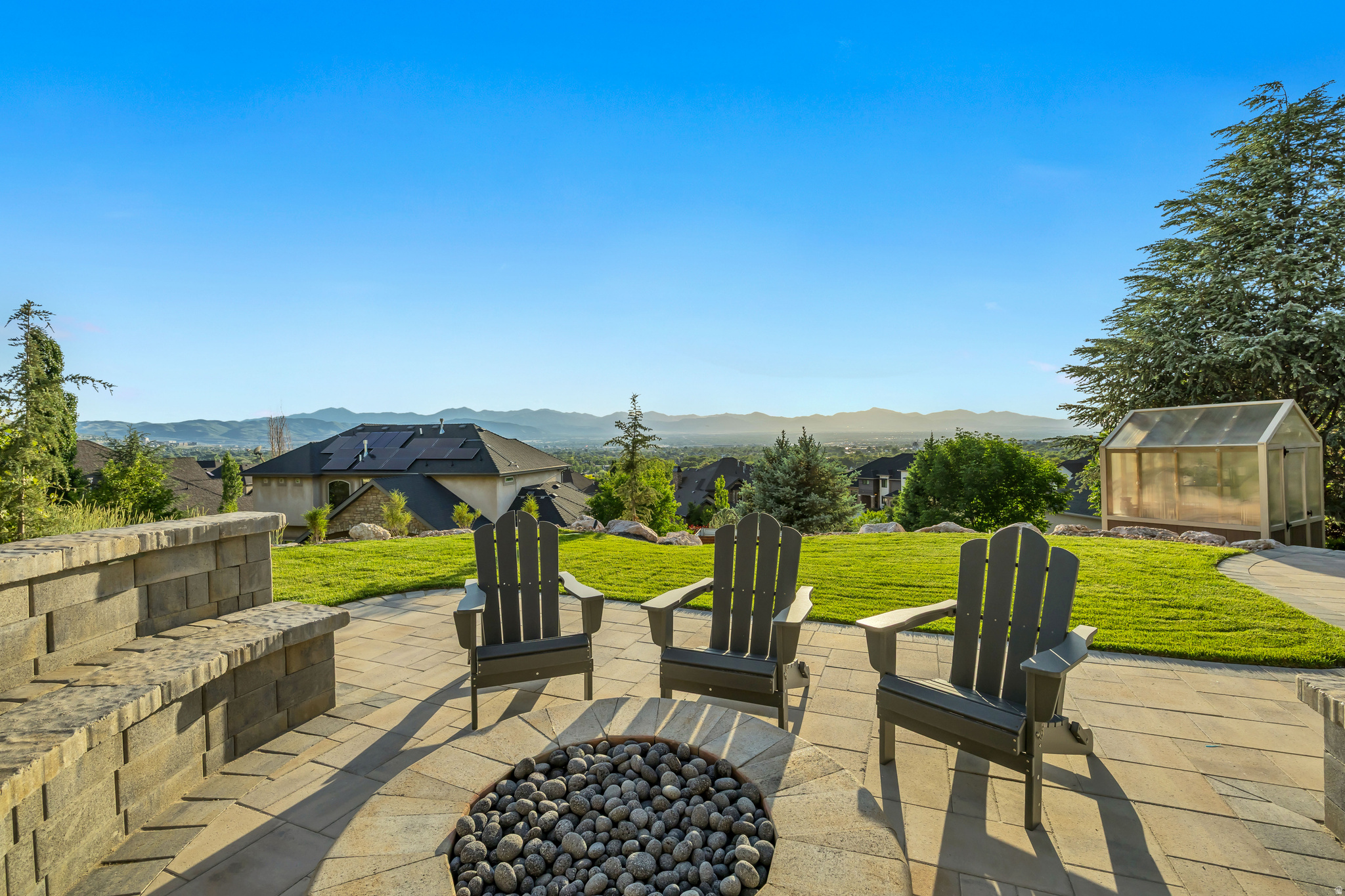 HICKORY RIDGE - Residential