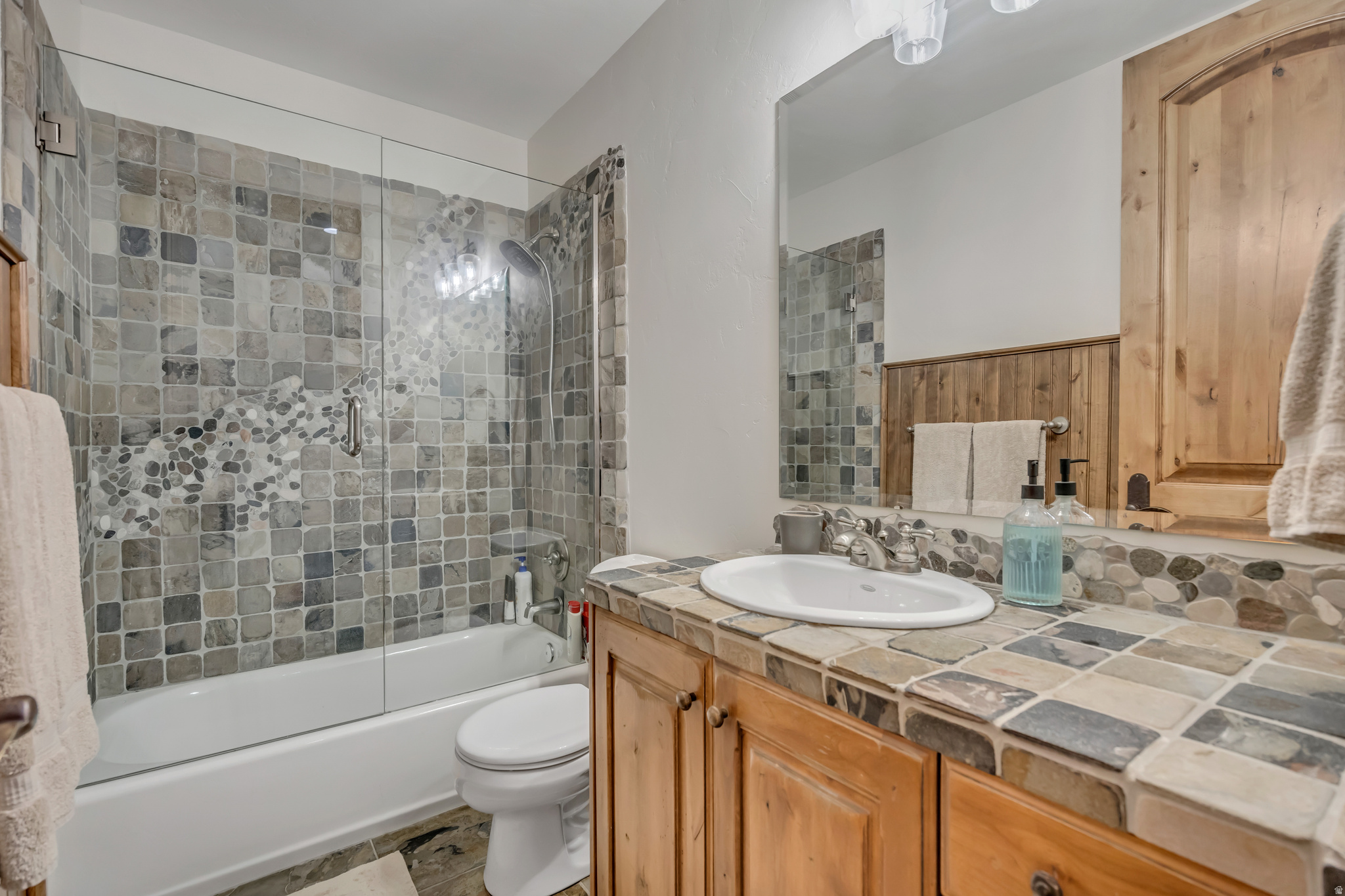 HICKORY RIDGE - Residential
