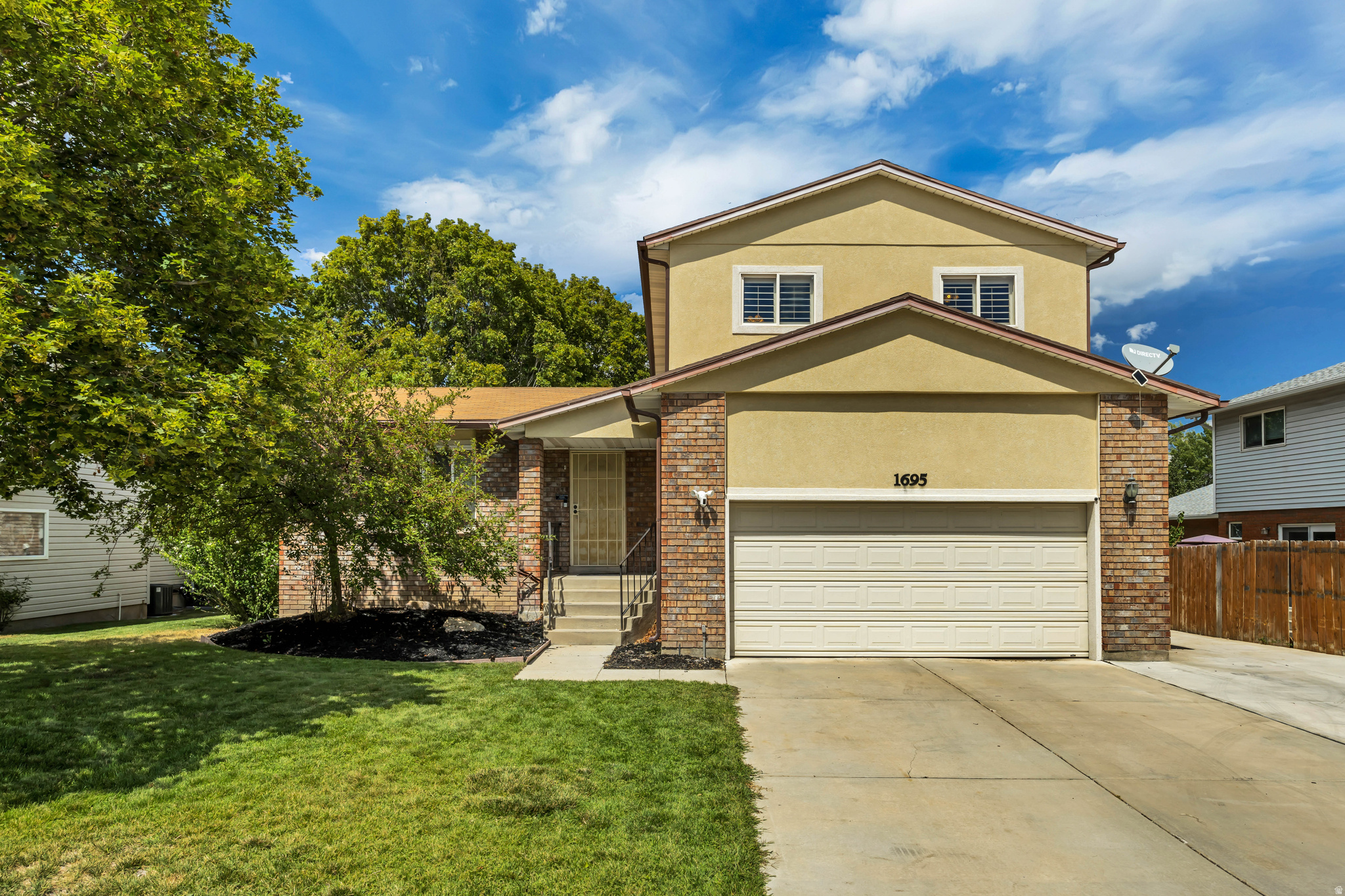 Location and views abound in this well-established east-side neighborhood. Enjoy quick access to I-215 and enjoy a fantastic mountain view from your covered back deck. Close to shopping, gyms, and trails. Plus, this home features 2 A/C units and additional railings. Priced below appraised value! New roof to be installed starting 3/27.  All information provided as a courtesy. Square footage based off county records.  Buyer and Buyer's Agent to verify all to Buyers satisfaction.