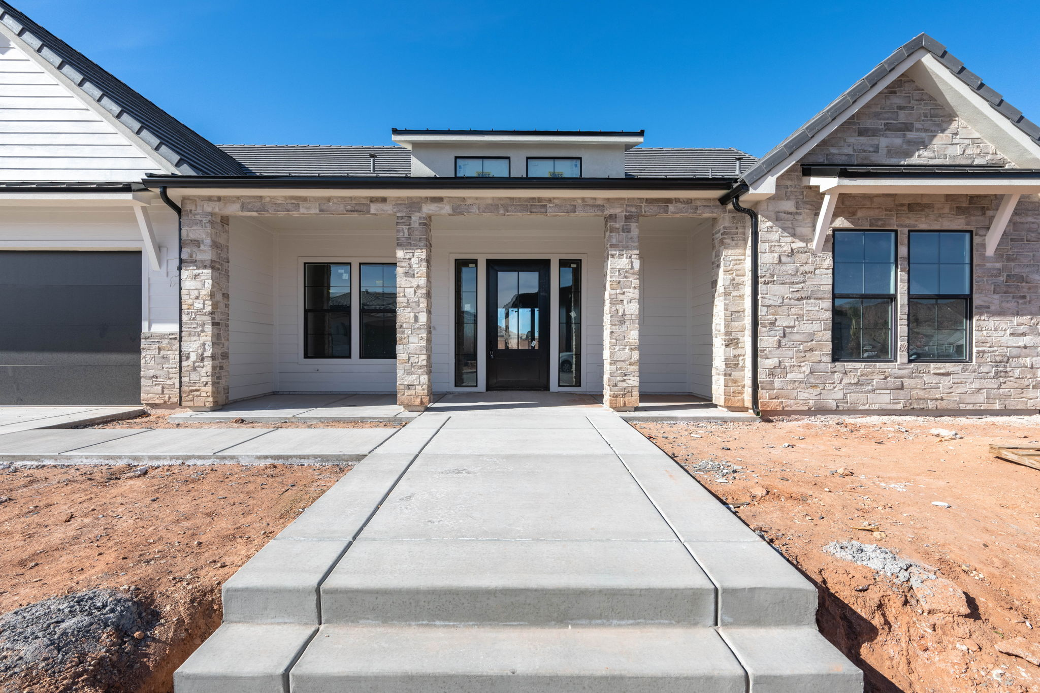 LAKESIDE STUCKI FARMS - Residential