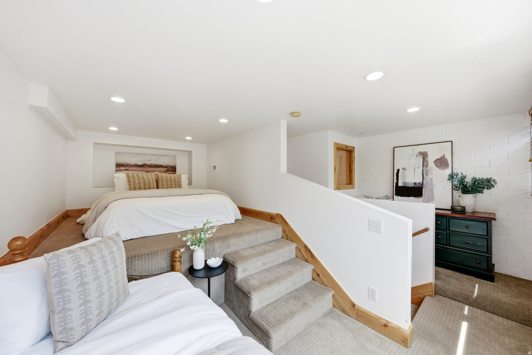 PARK AVENUE CONDOMINIUMS - Residential