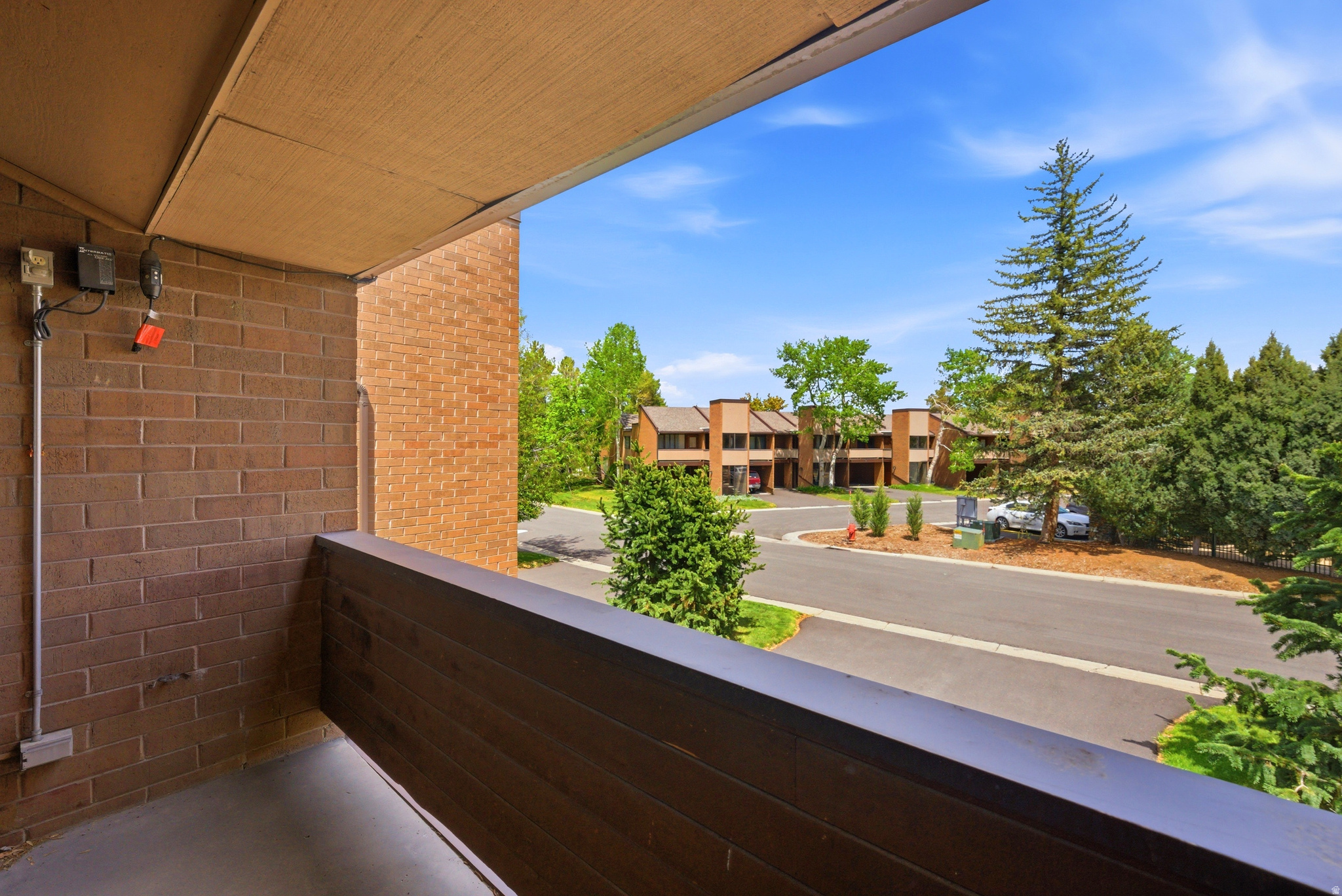 PARK AVENUE CONDOMINIUMS - Residential