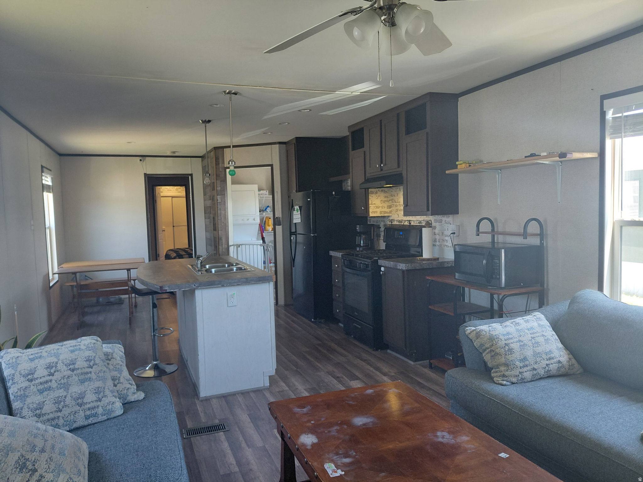 EVERGREEN VILLAGE - Residential