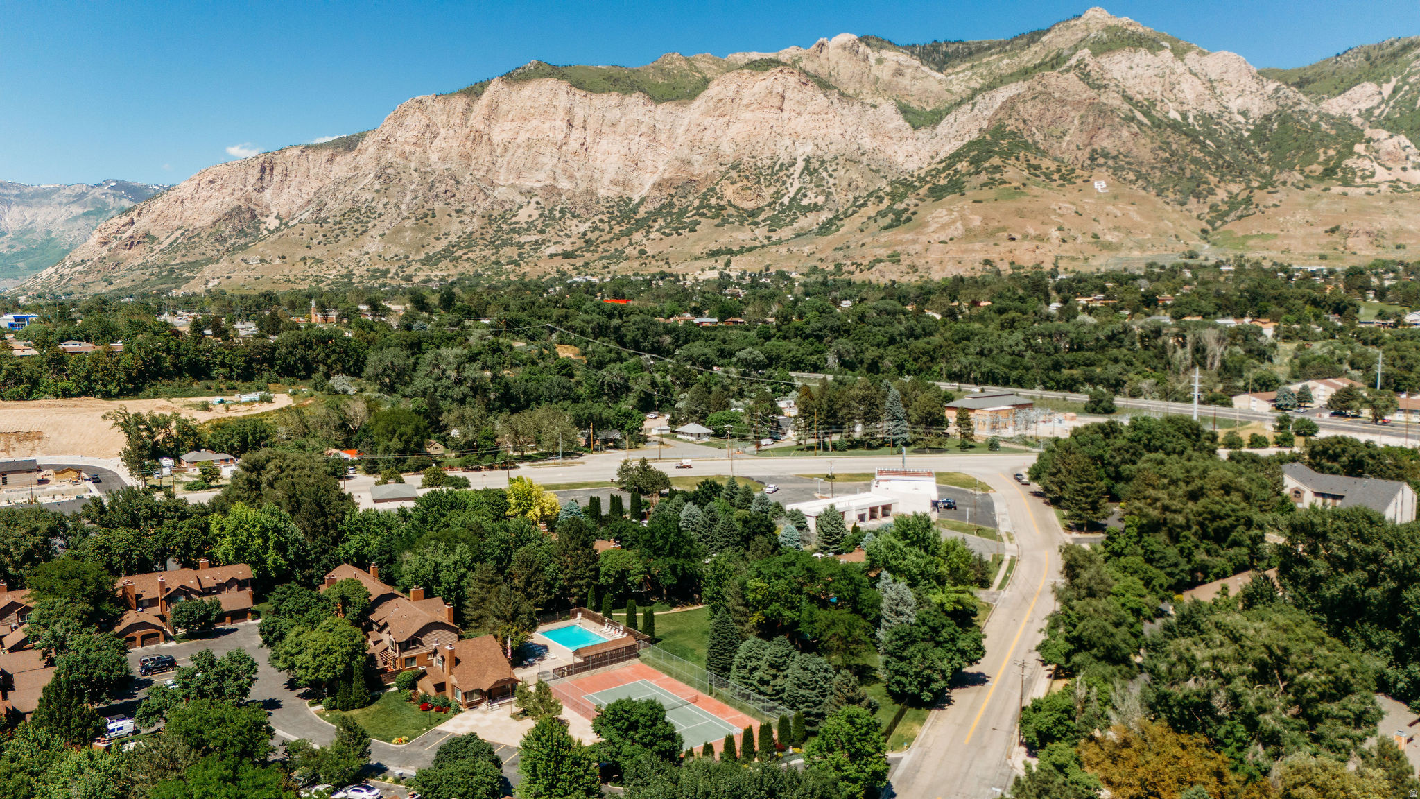 CHERRYWOOD - Residential