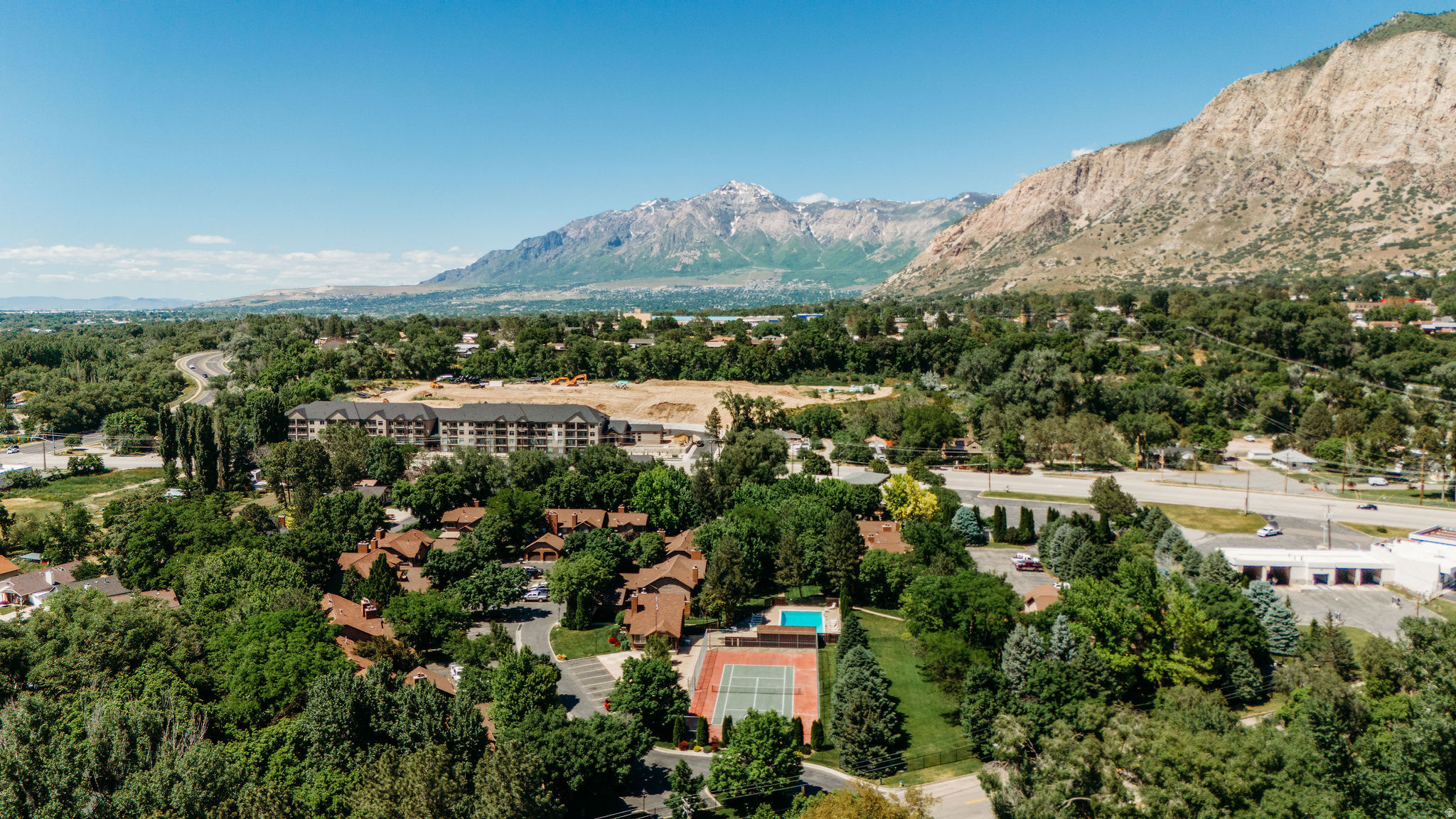 CHERRYWOOD - Residential