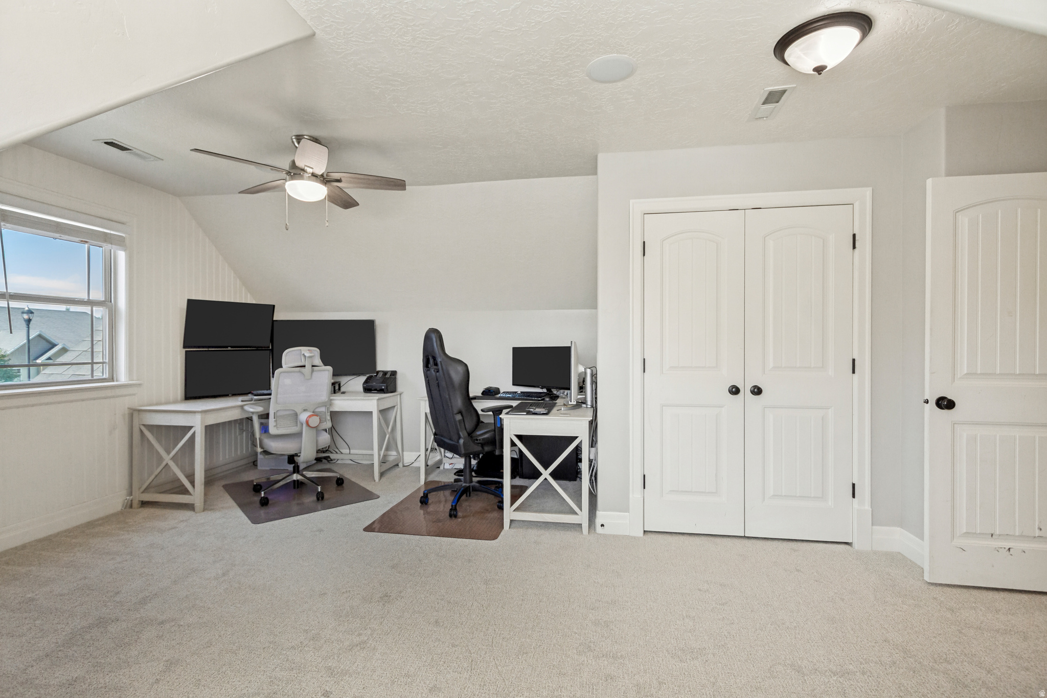SUNNY RIDGE - Residential