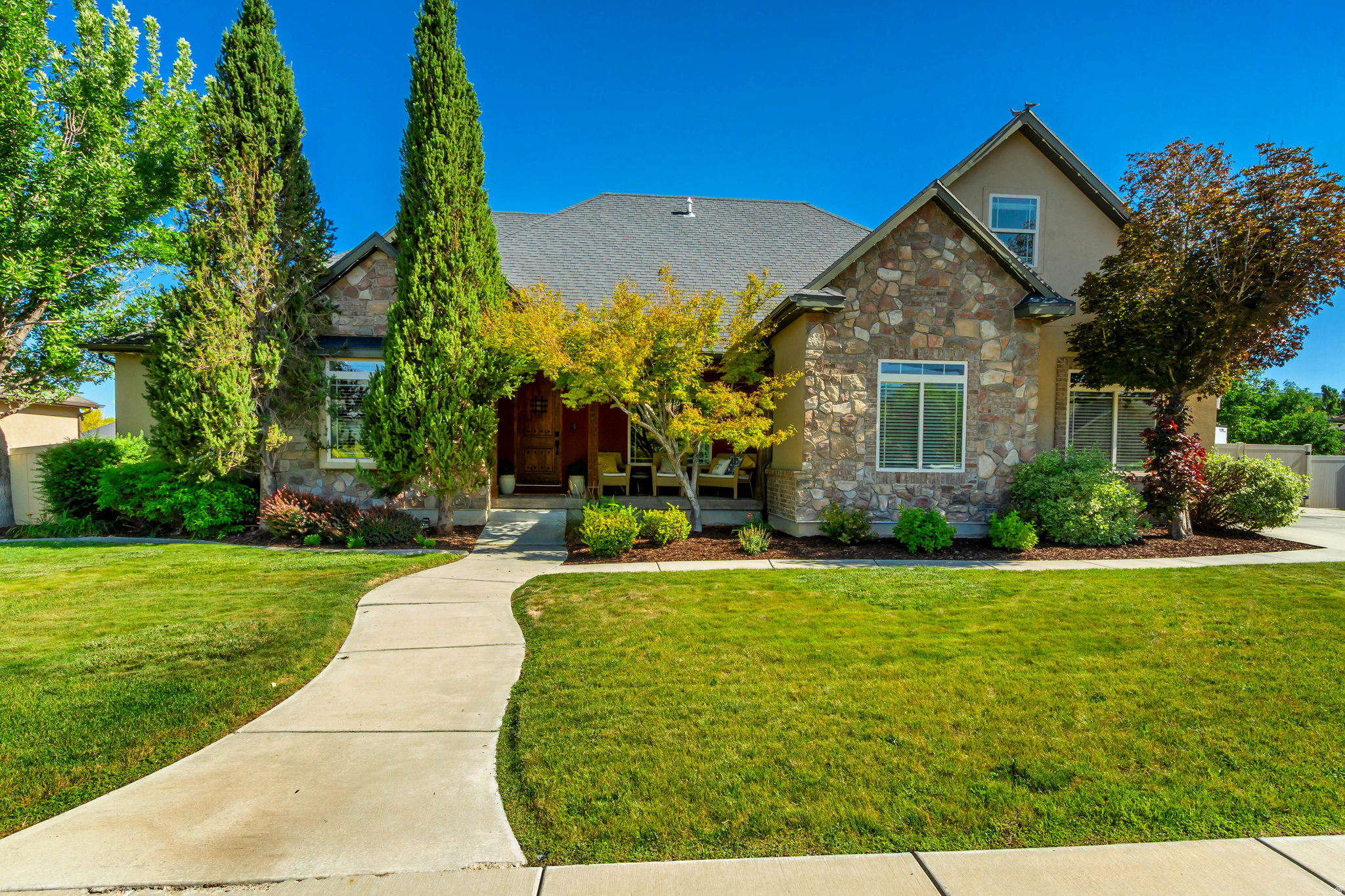 SUNNY RIDGE - Residential