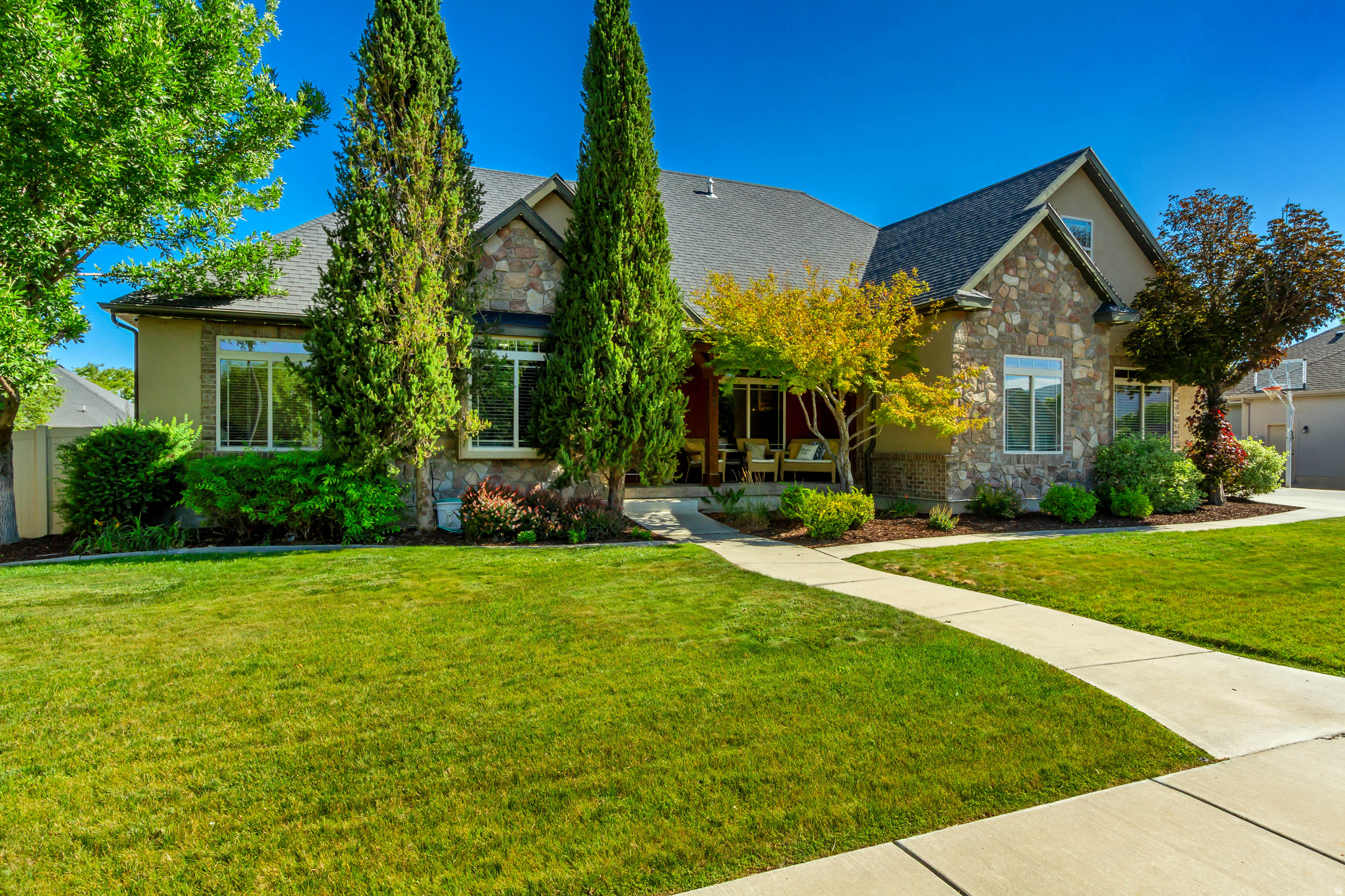 SUNNY RIDGE - Residential