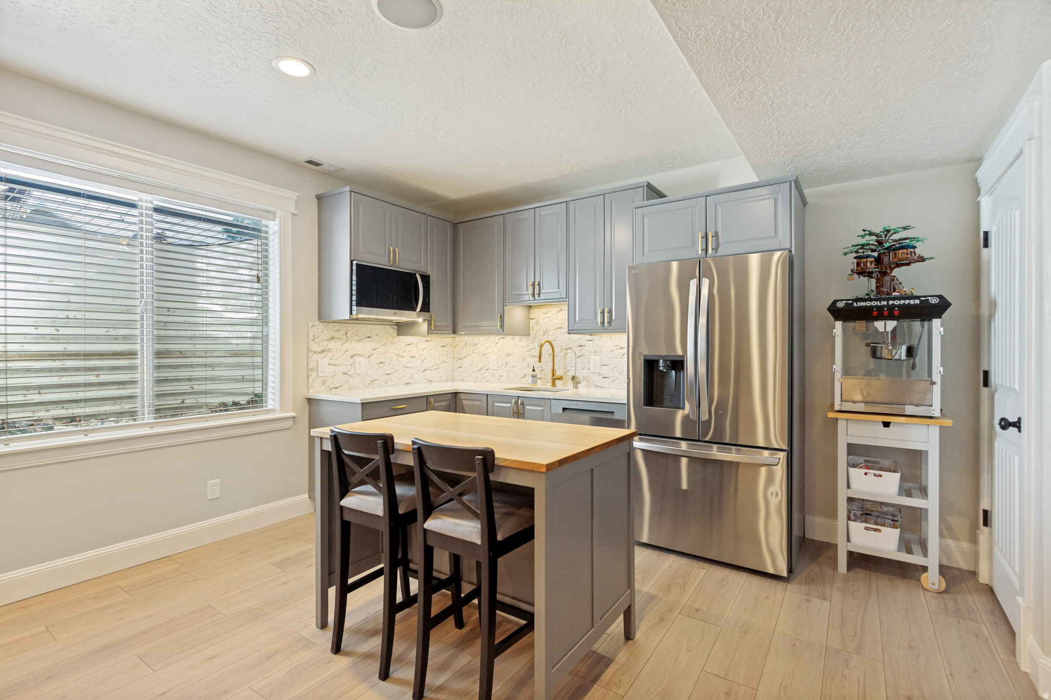 SUNNY RIDGE - Residential