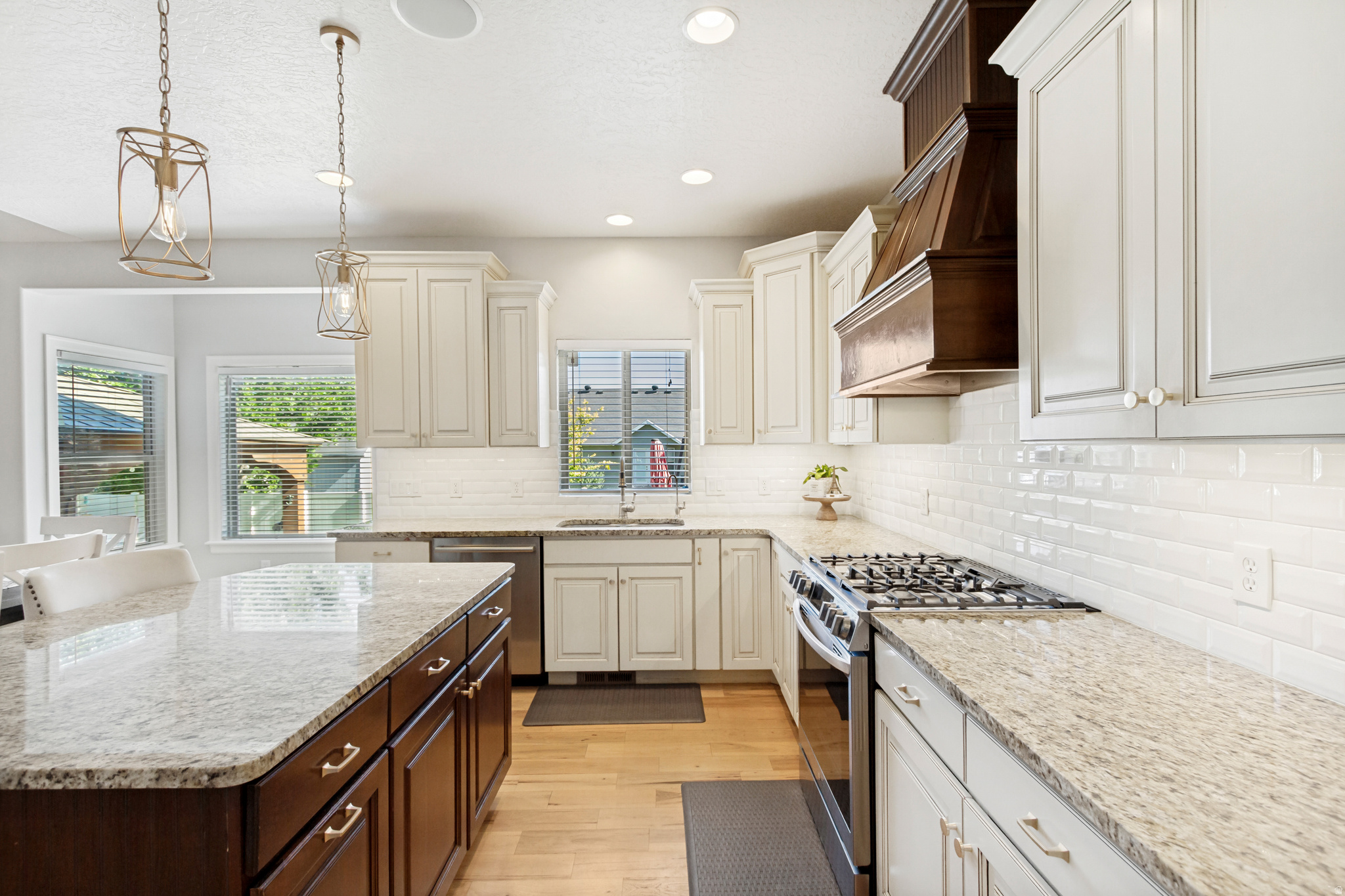 SUNNY RIDGE - Residential