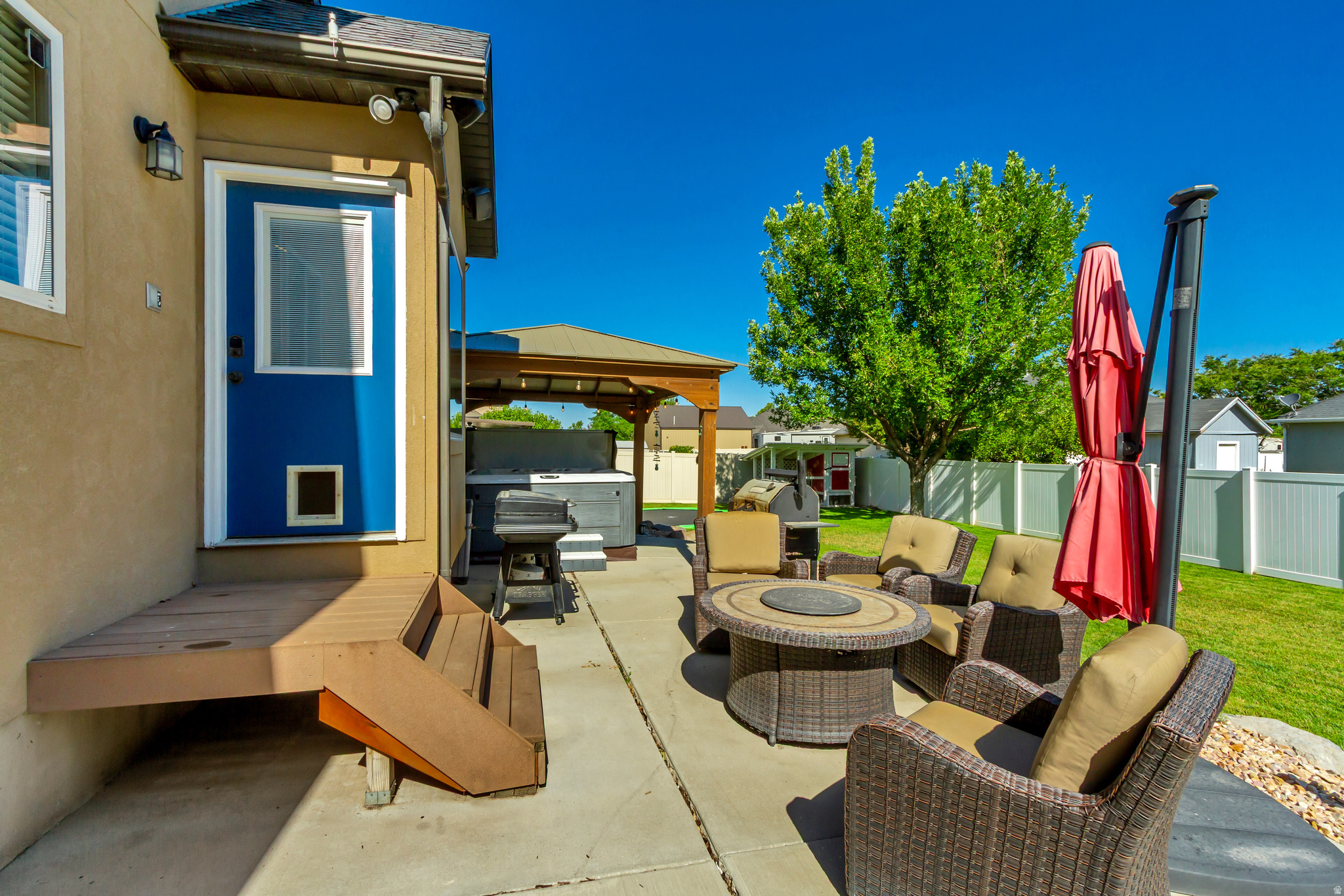 SUNNY RIDGE - Residential
