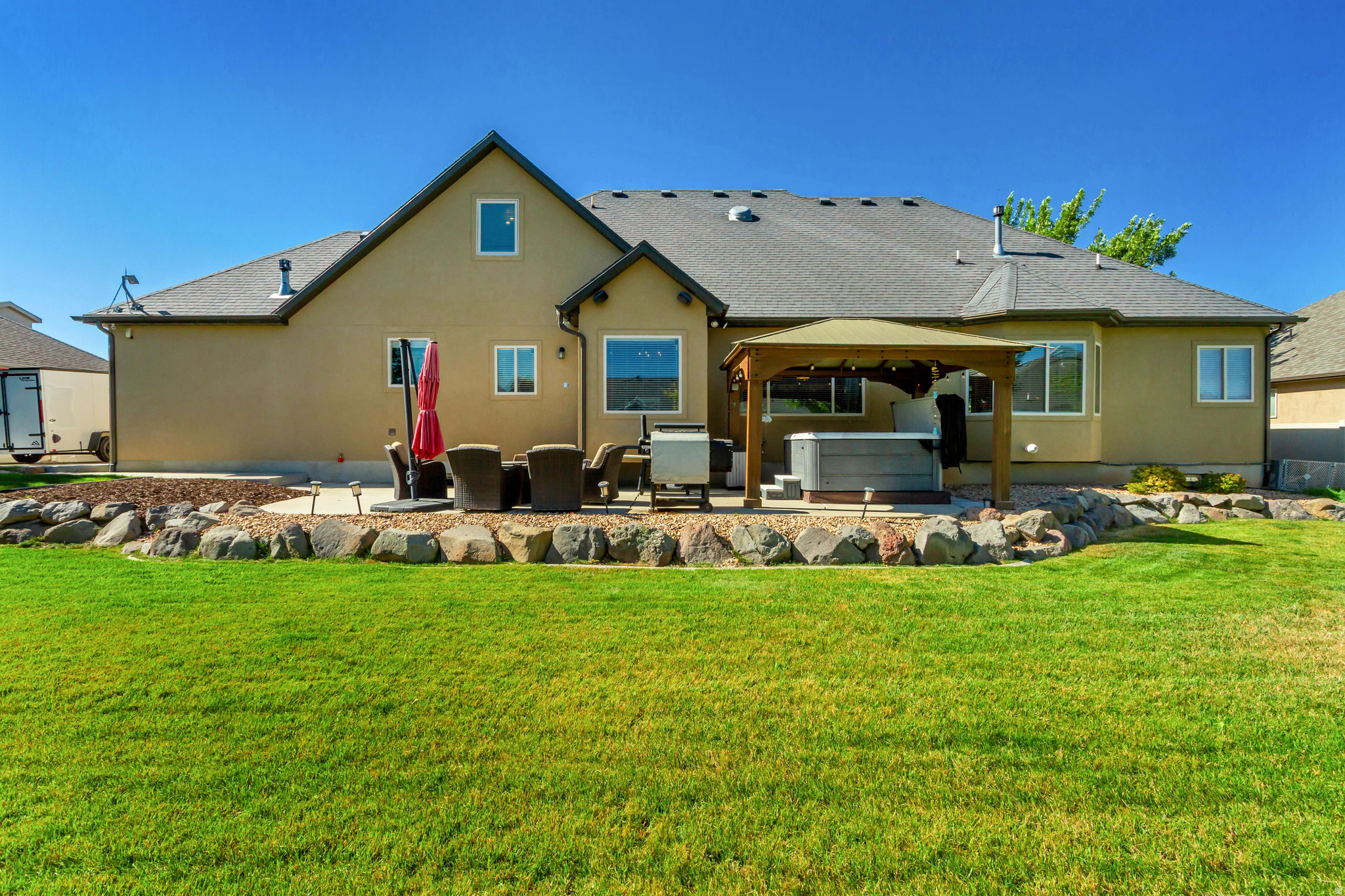 SUNNY RIDGE - Residential