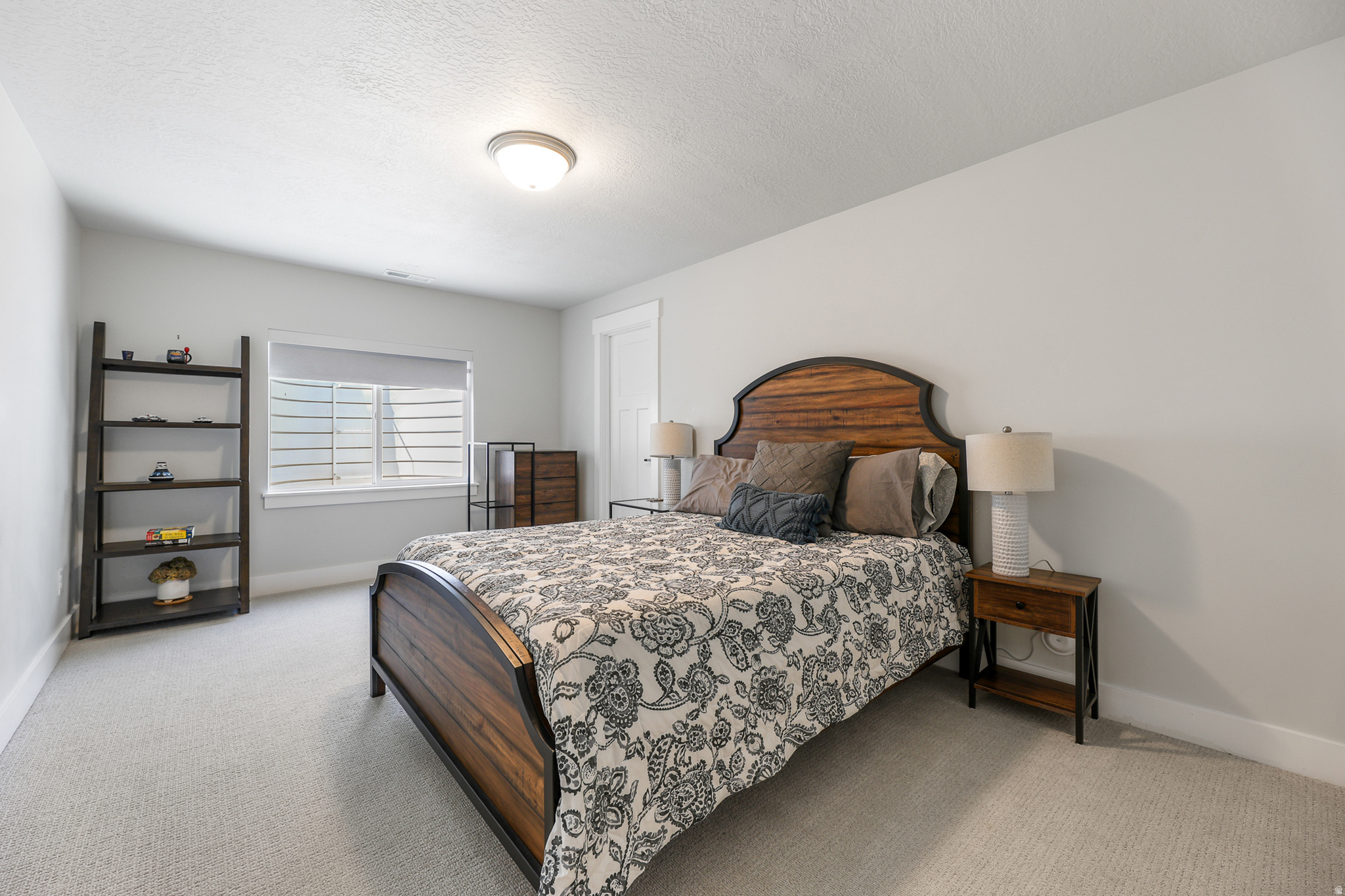 SUNCREST/EDELWEISS - Residential