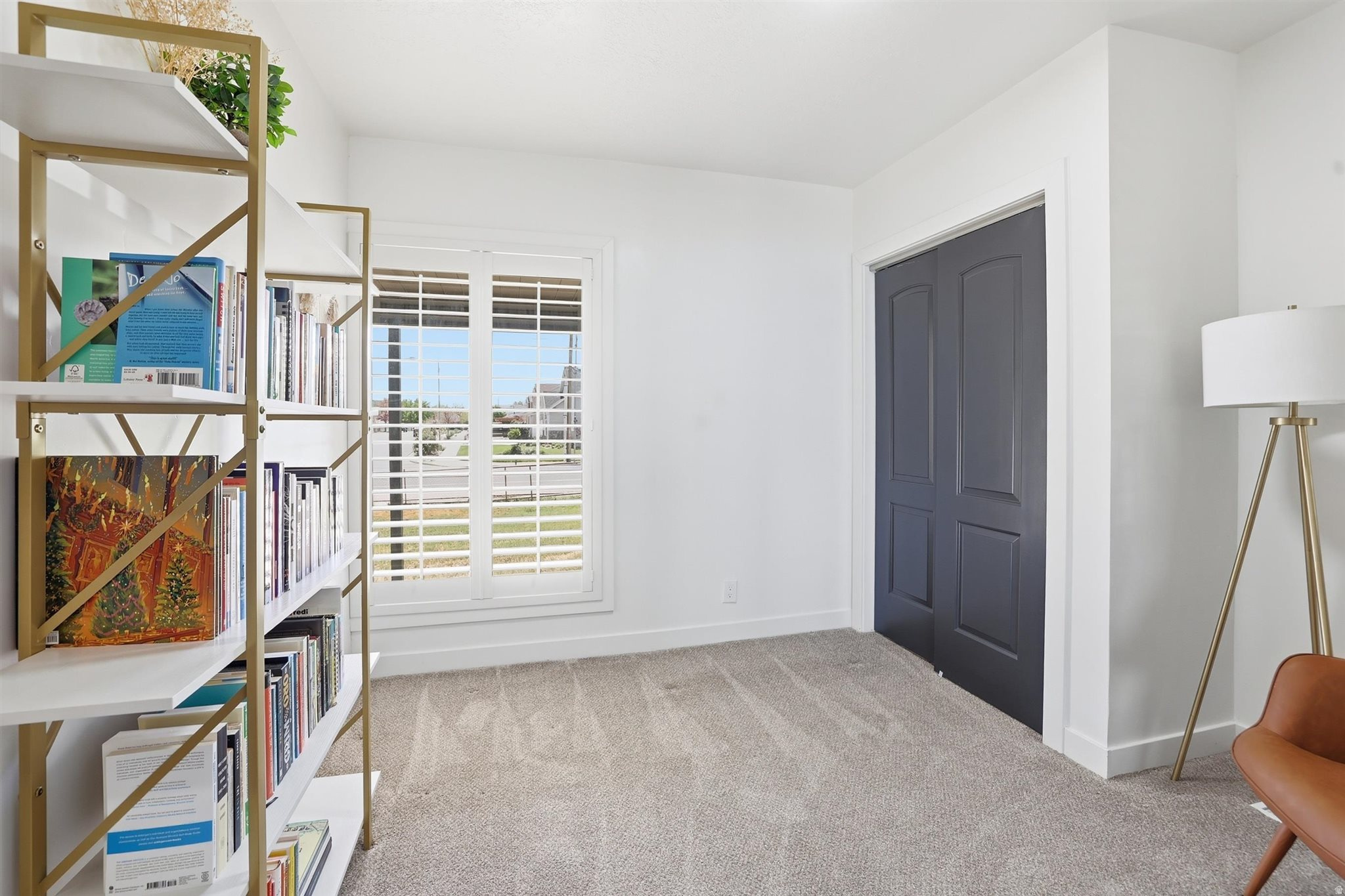 KRISTEN KOVE - Residential