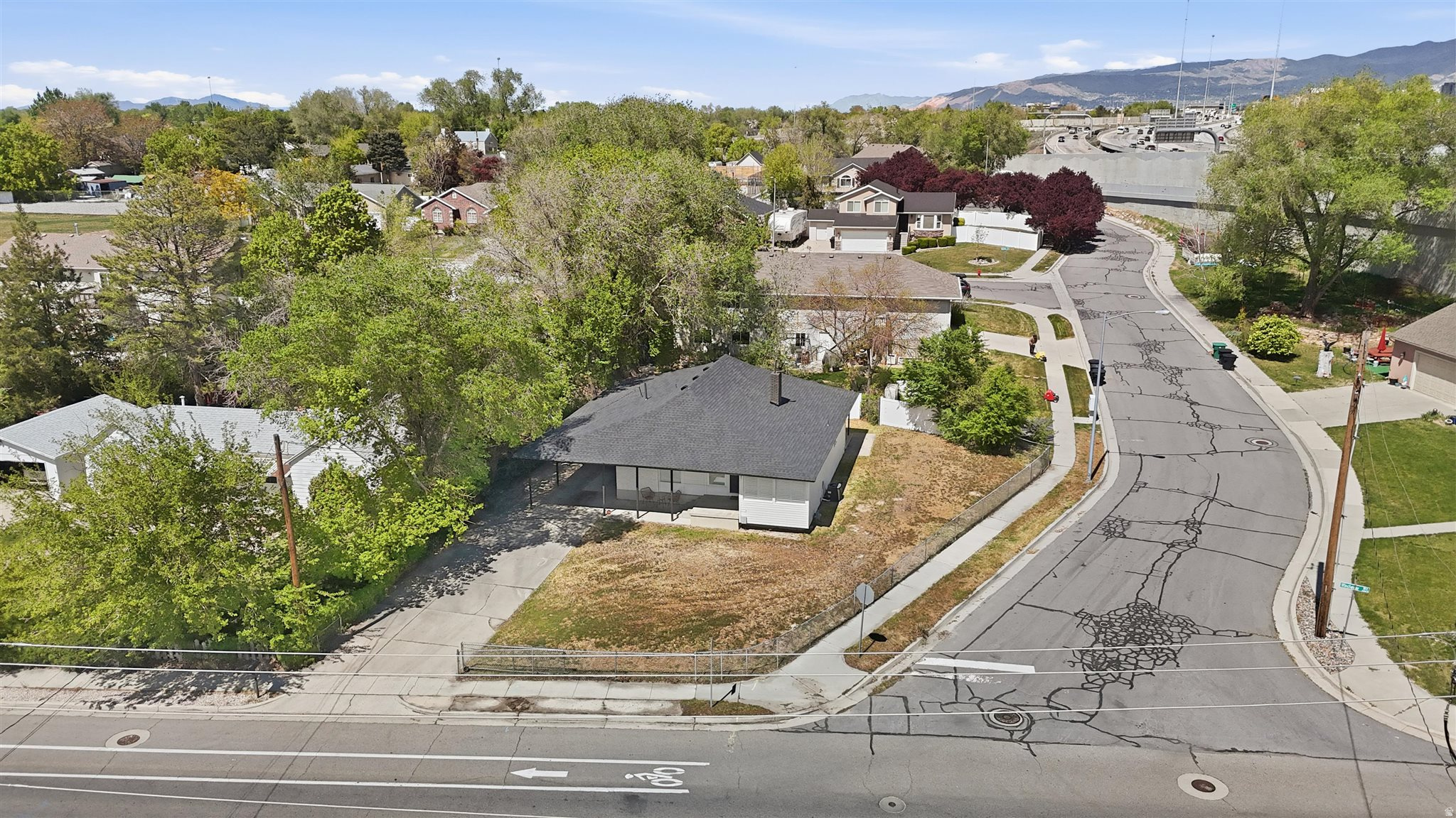 KRISTEN KOVE - Residential