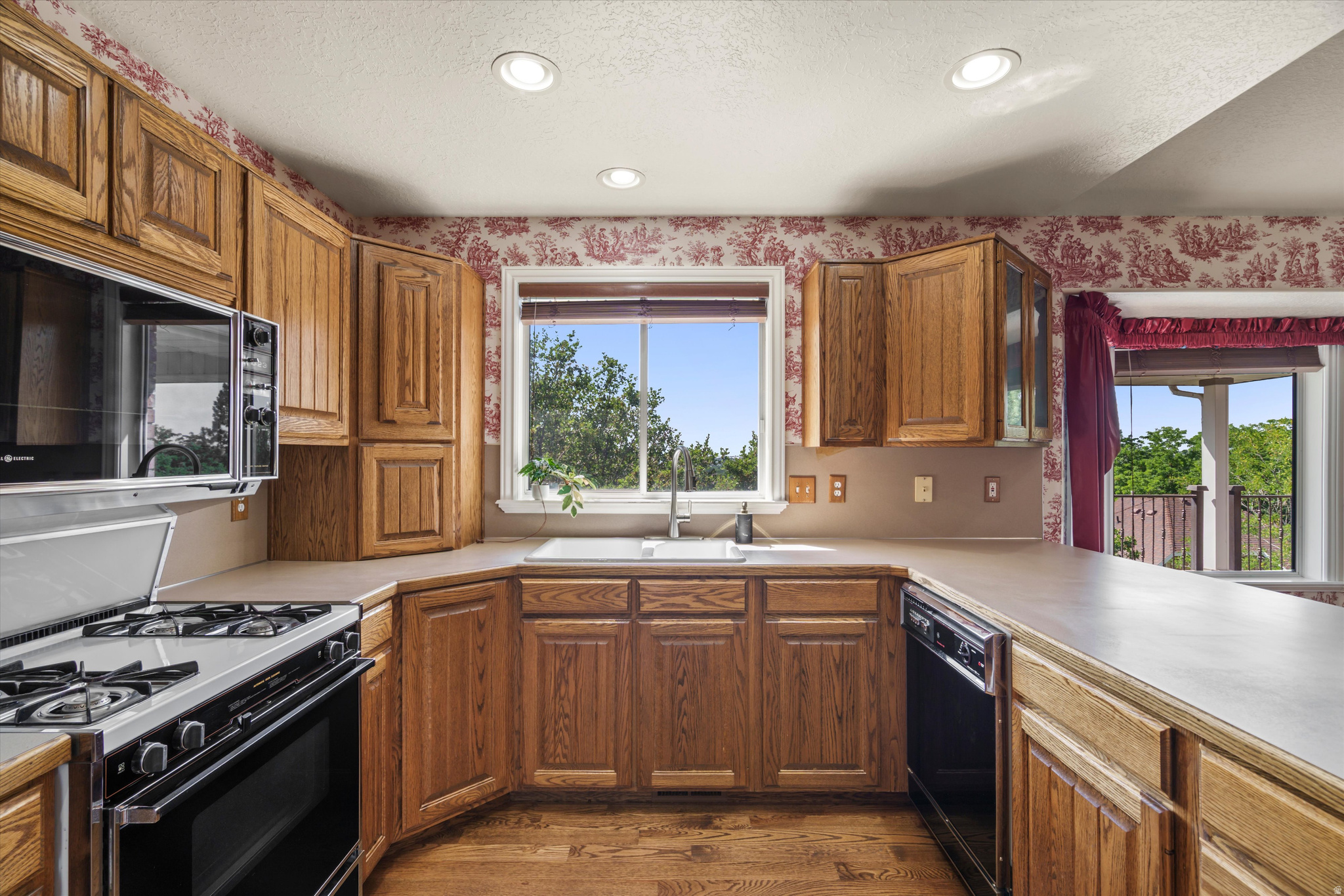 SNOW CANYON - Residential