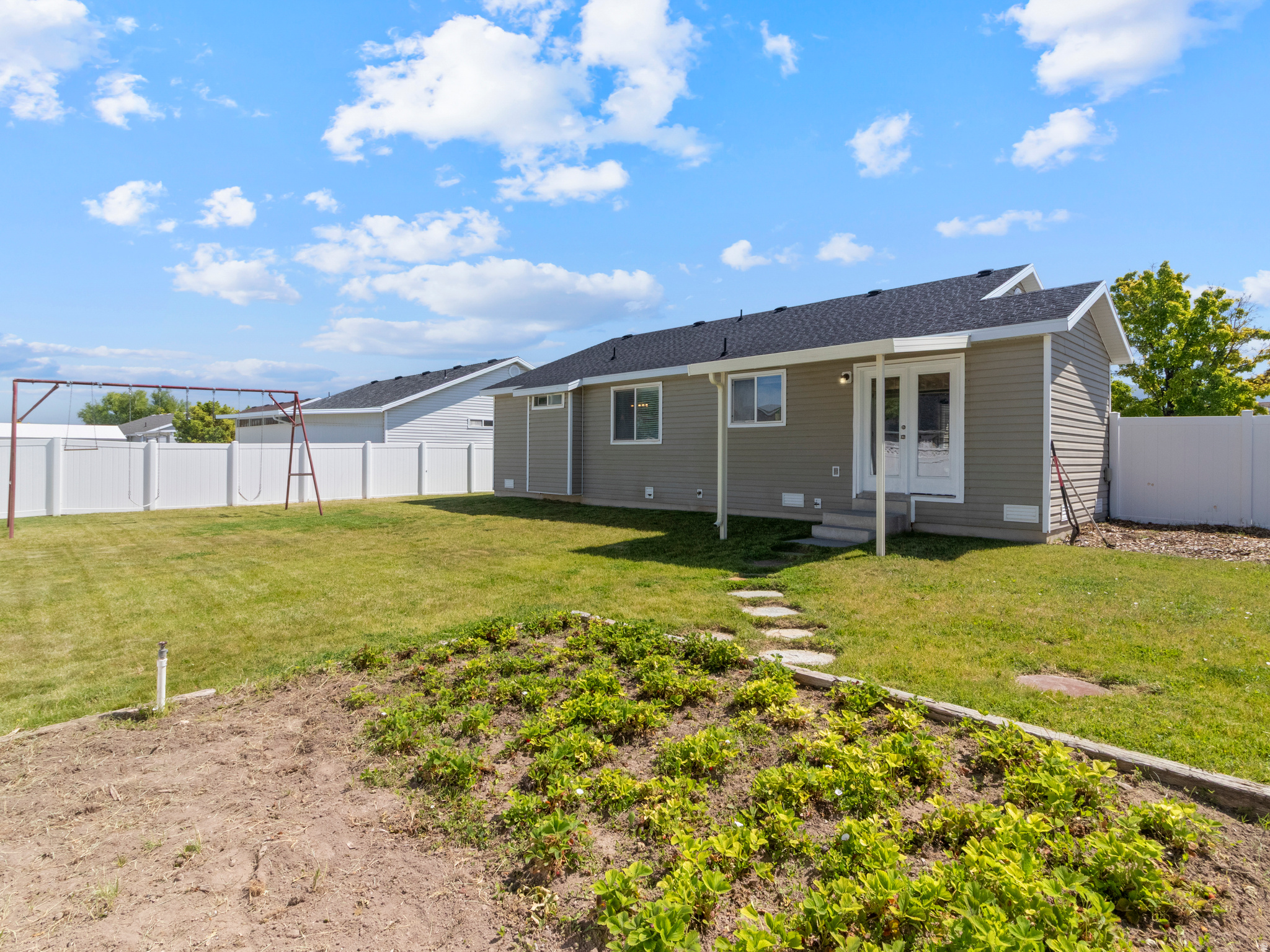 MEADOW CREEK VILLAGE - Residential