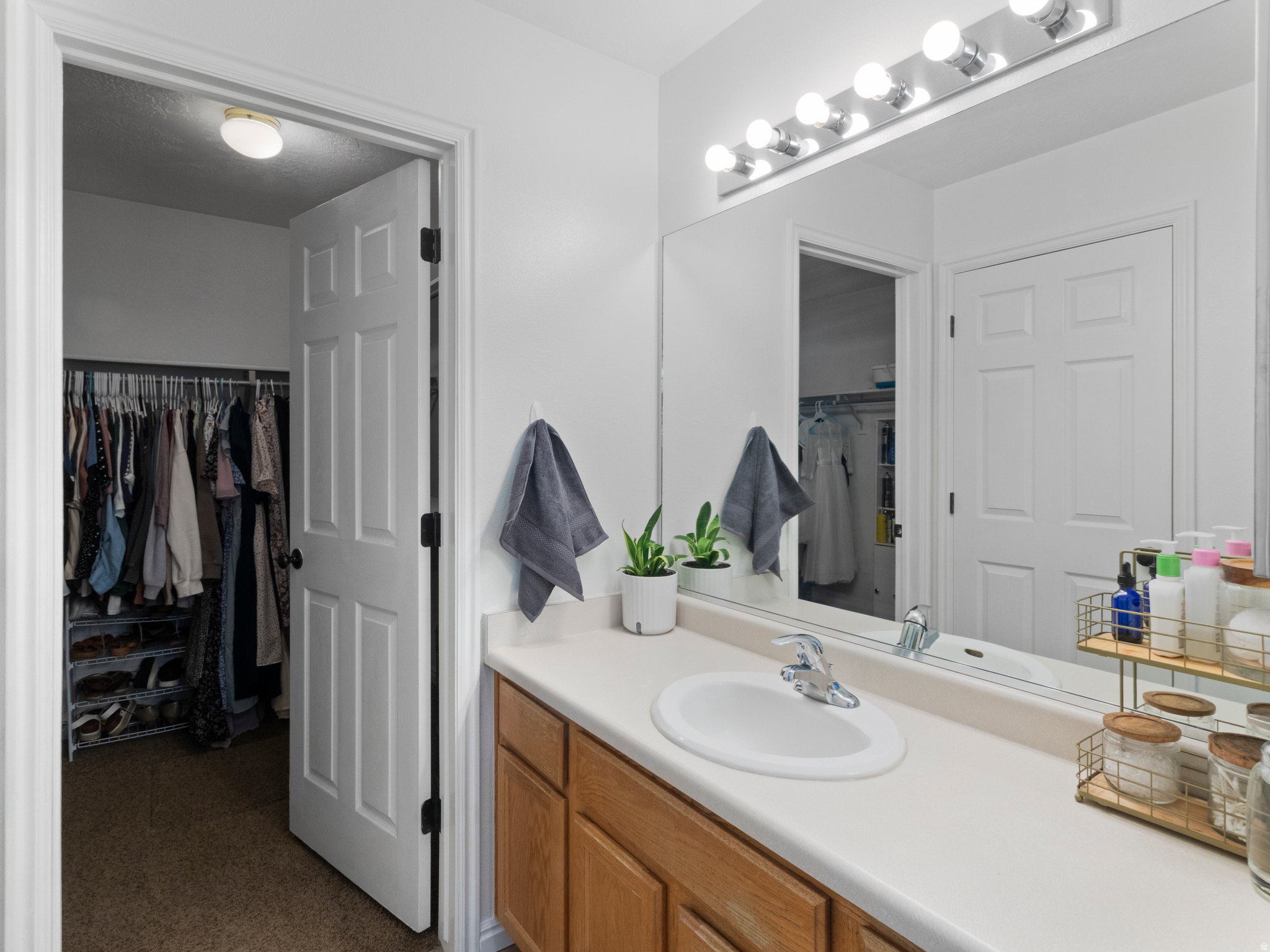 MEADOW CREEK VILLAGE - Residential