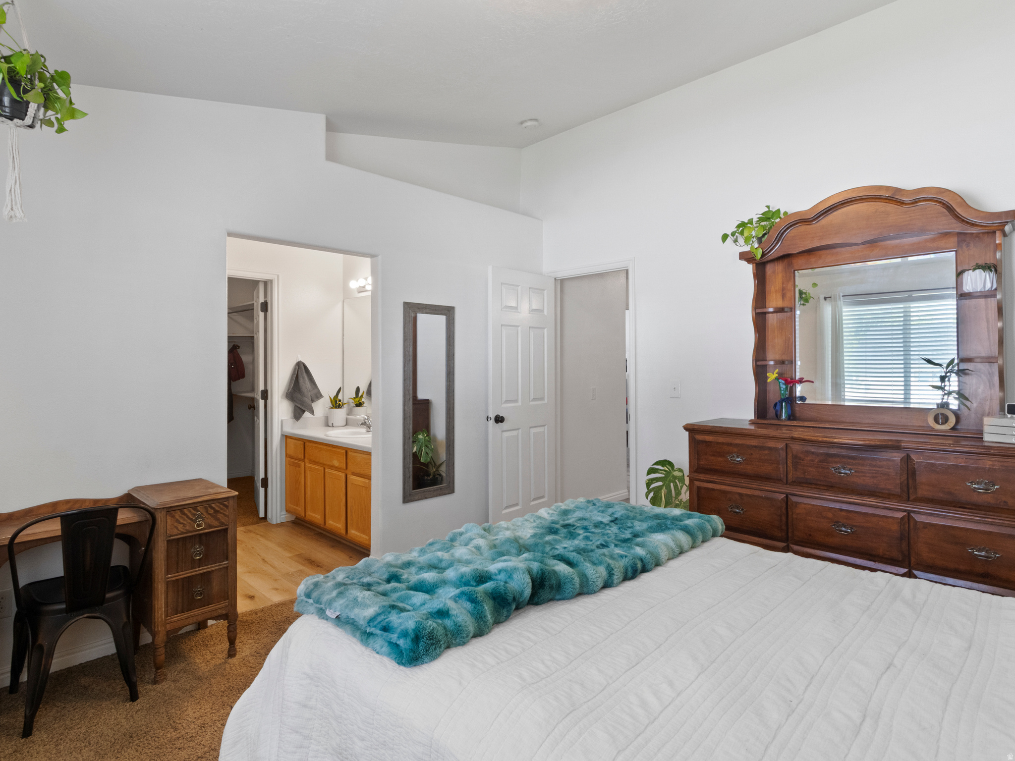 MEADOW CREEK VILLAGE - Residential